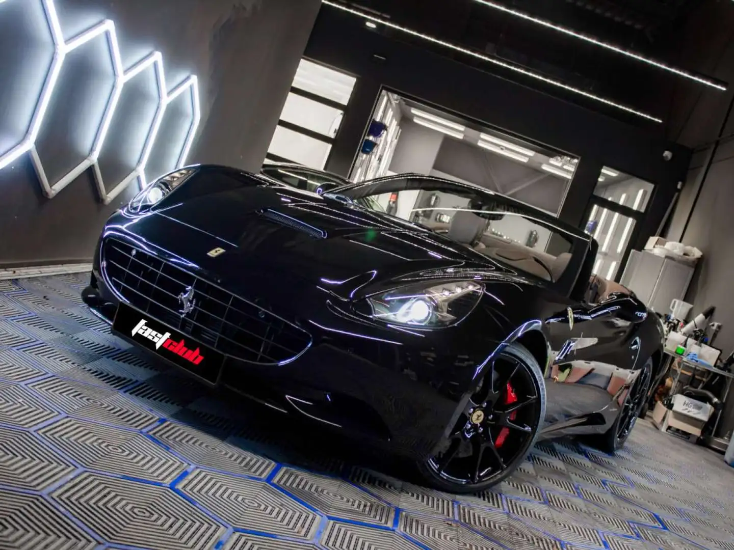 Ferrari California 4.3 V8 460 HP Nero Daytona / CarPlay / Magneride / crna - 1