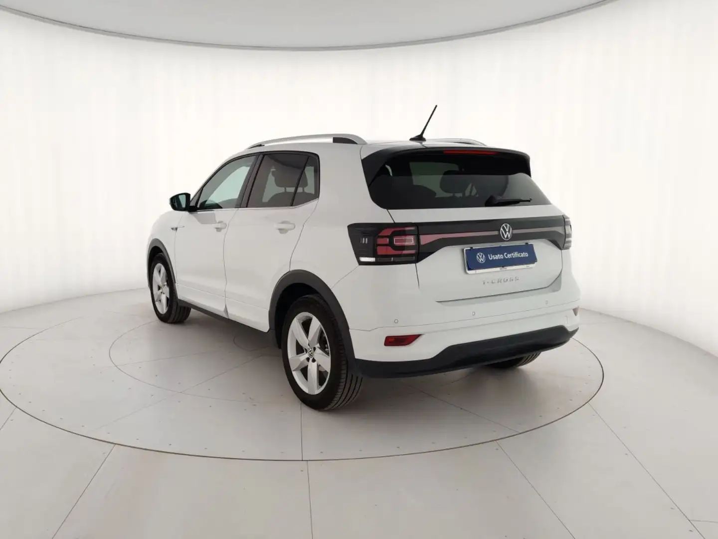Volkswagen T-Cross 1.0 TSI 110 CV R-Line Plateado - 2
