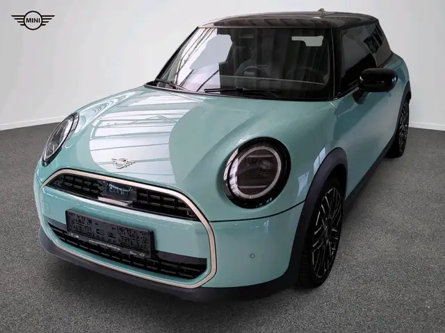 MINI Cooper C Favoured Trim