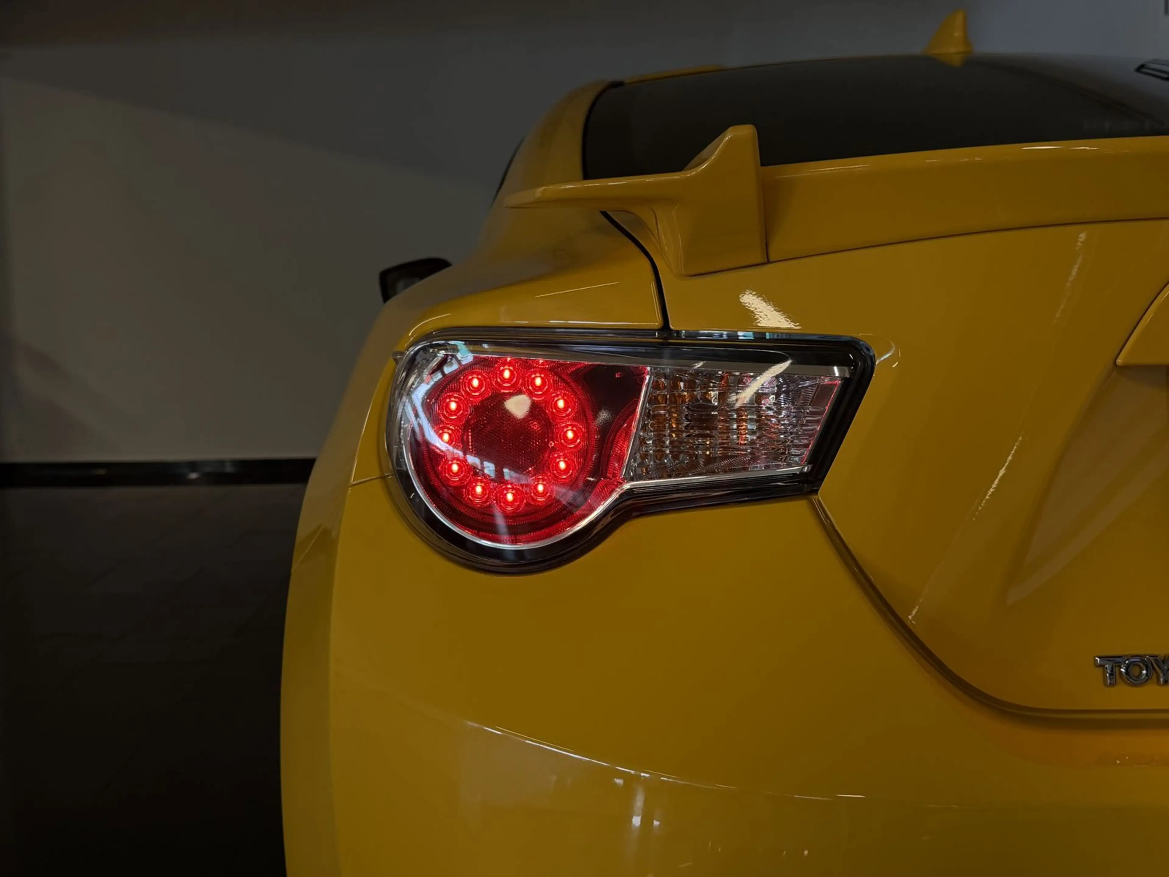 Toyota GT86 Yellow Limited Edition *Tempomat*Original* — photo 8