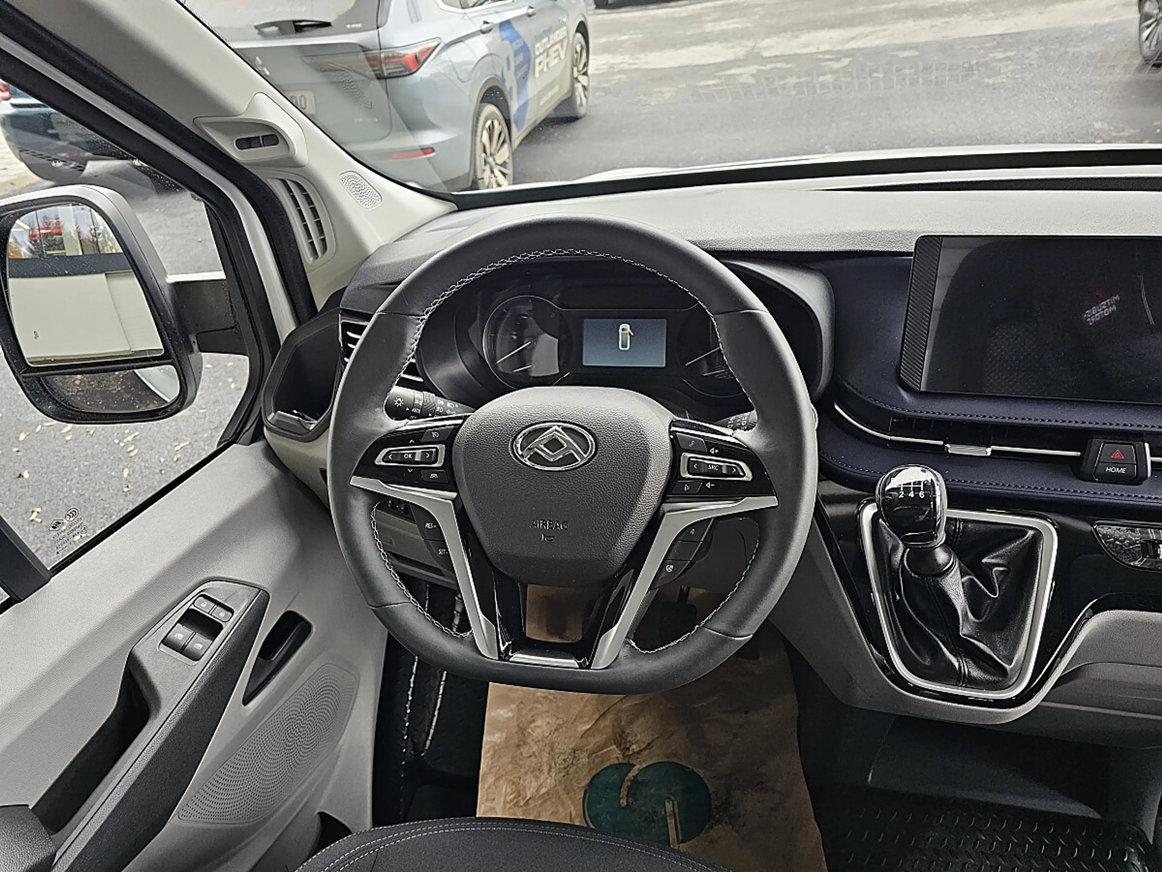 Maxus Deliver 9 Deliver 9 Kasten 2.0 D L3H2 FWD — photo 12