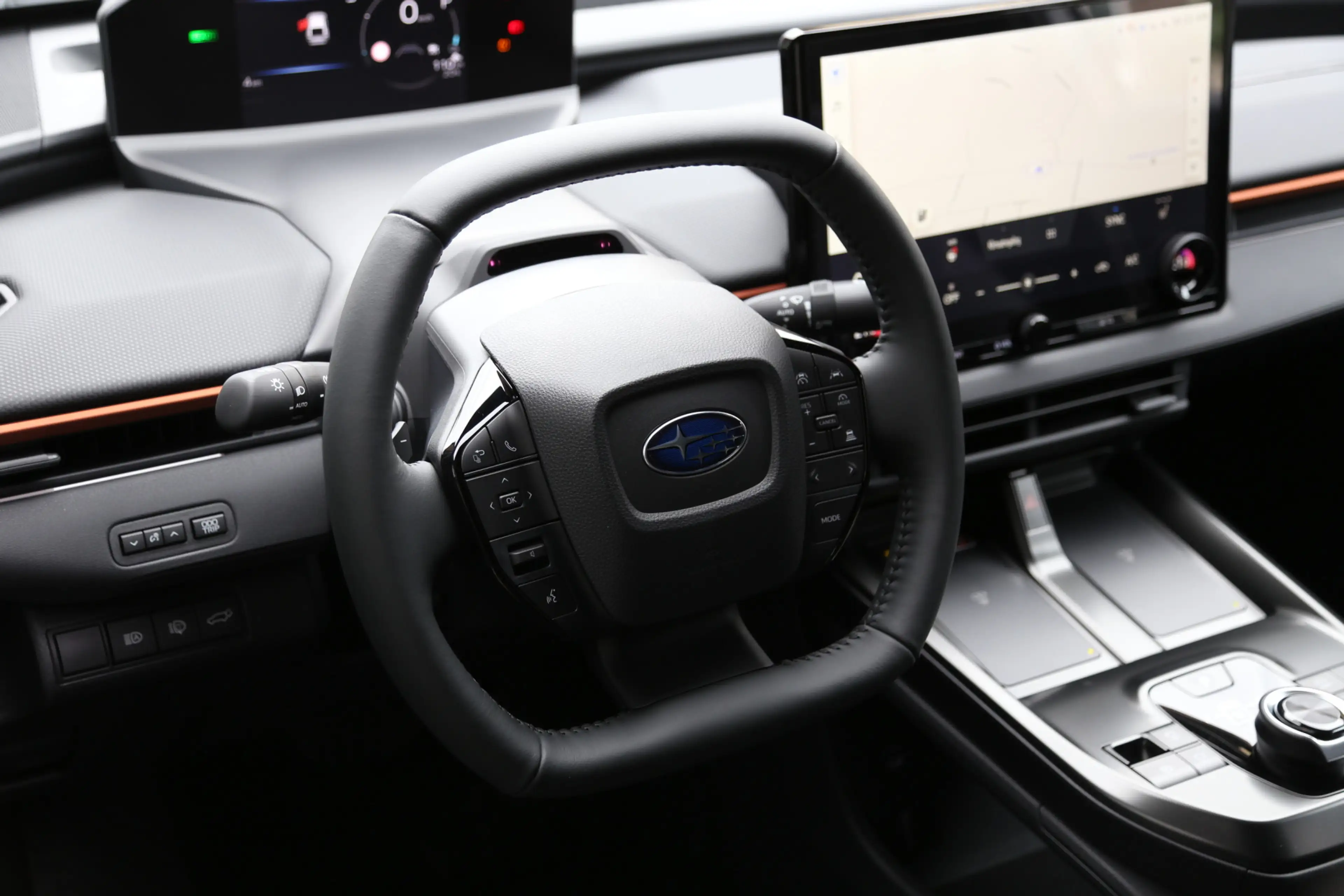 Subaru Uncharted 2E-xcite+ 77 kWh Leer Navi Harman Kardon 360view A — photo 9