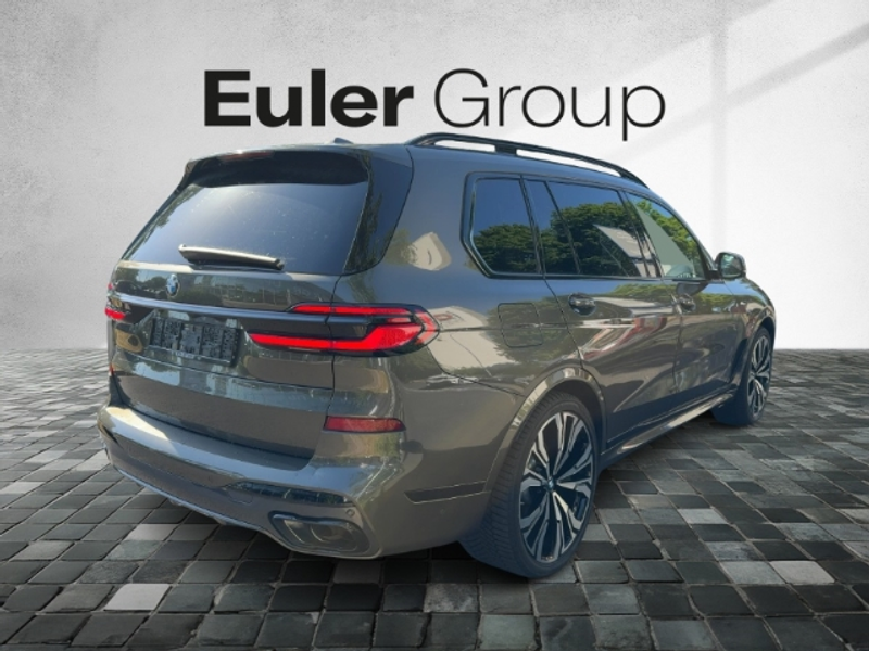 BMW X7 xDrive 40i Sportpaket HUD Luftfederung Niveau AHK- — photo 4