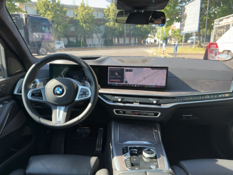 BMW X7 xDrive 40i Sportpaket HUD Luftfederung Niveau AHK- — photo 8