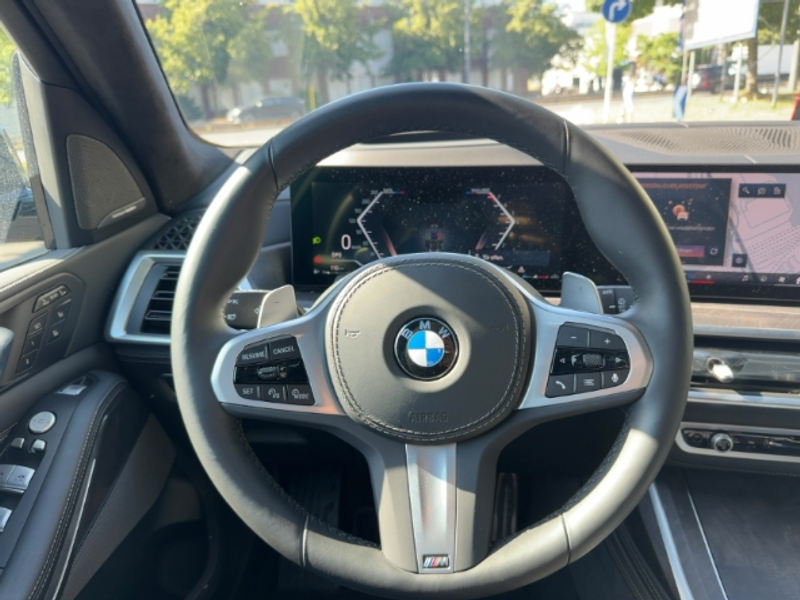 BMW X7 xDrive 40i Sportpaket HUD Luftfederung Niveau AHK- — photo 9