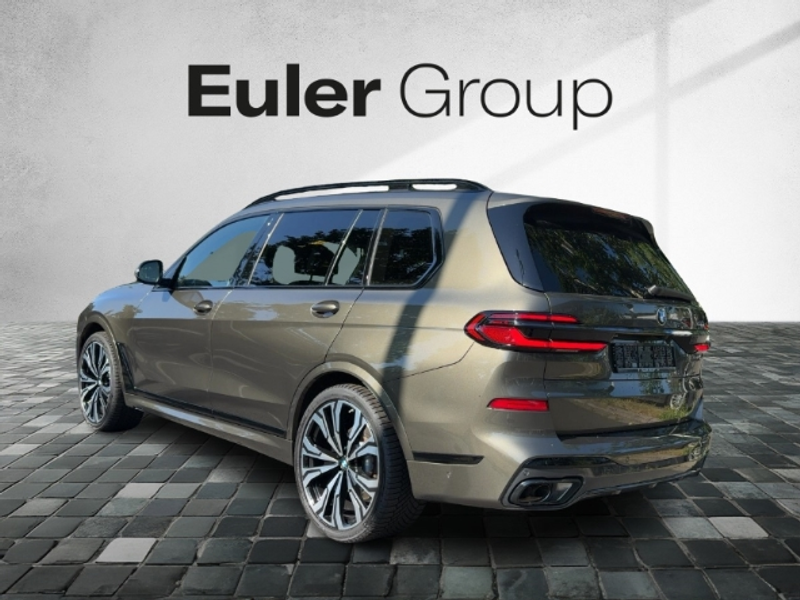 BMW X7 xDrive 40i Sportpaket HUD Luftfederung Niveau AHK- — photo 3