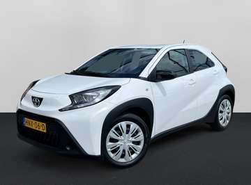 1.0 VVT-i MT Play
