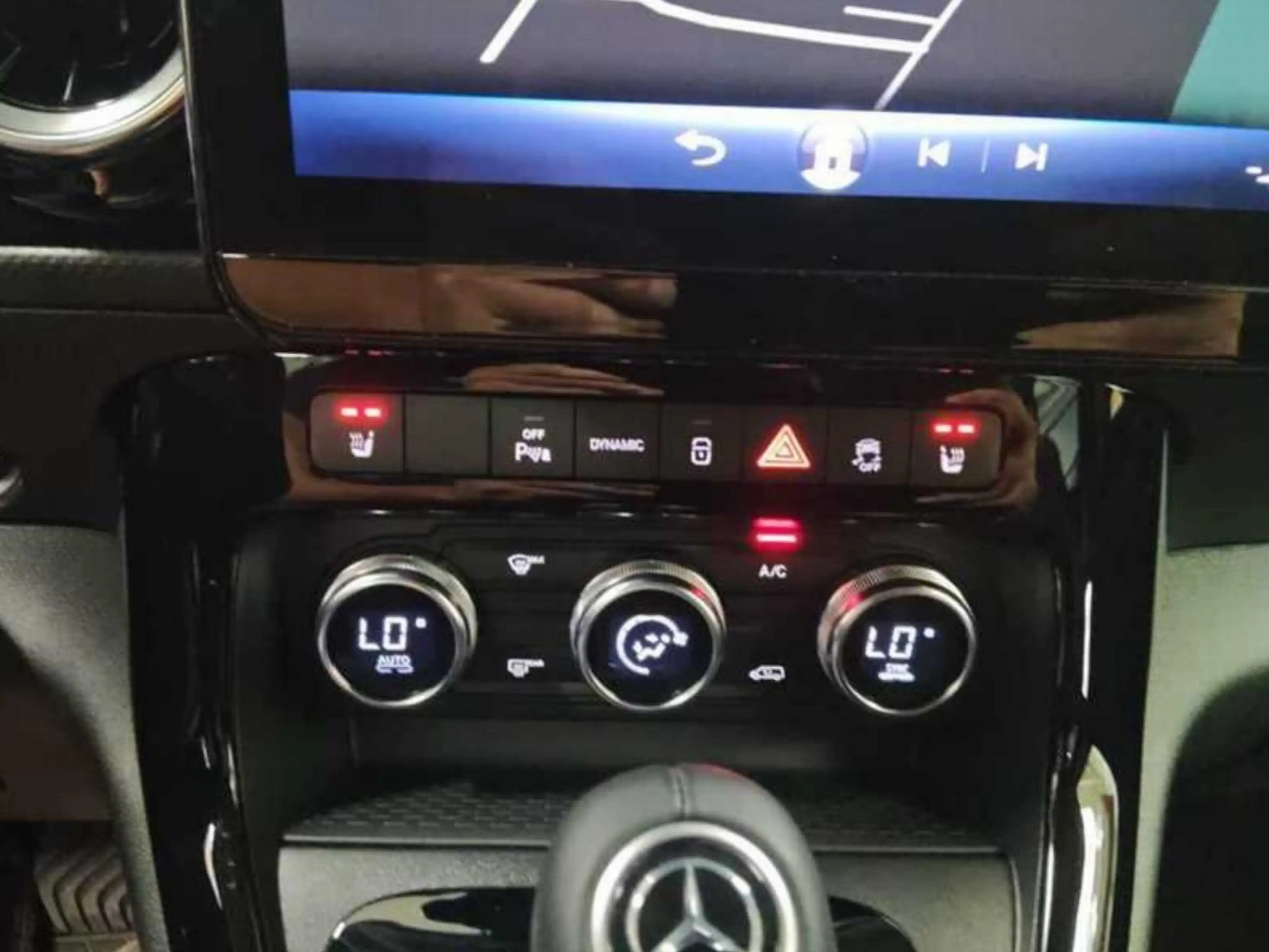 Mercedes-Benz EQT 200 Style Navi/WinterPkt LED Kamra MBUX KeyGo — photo 9