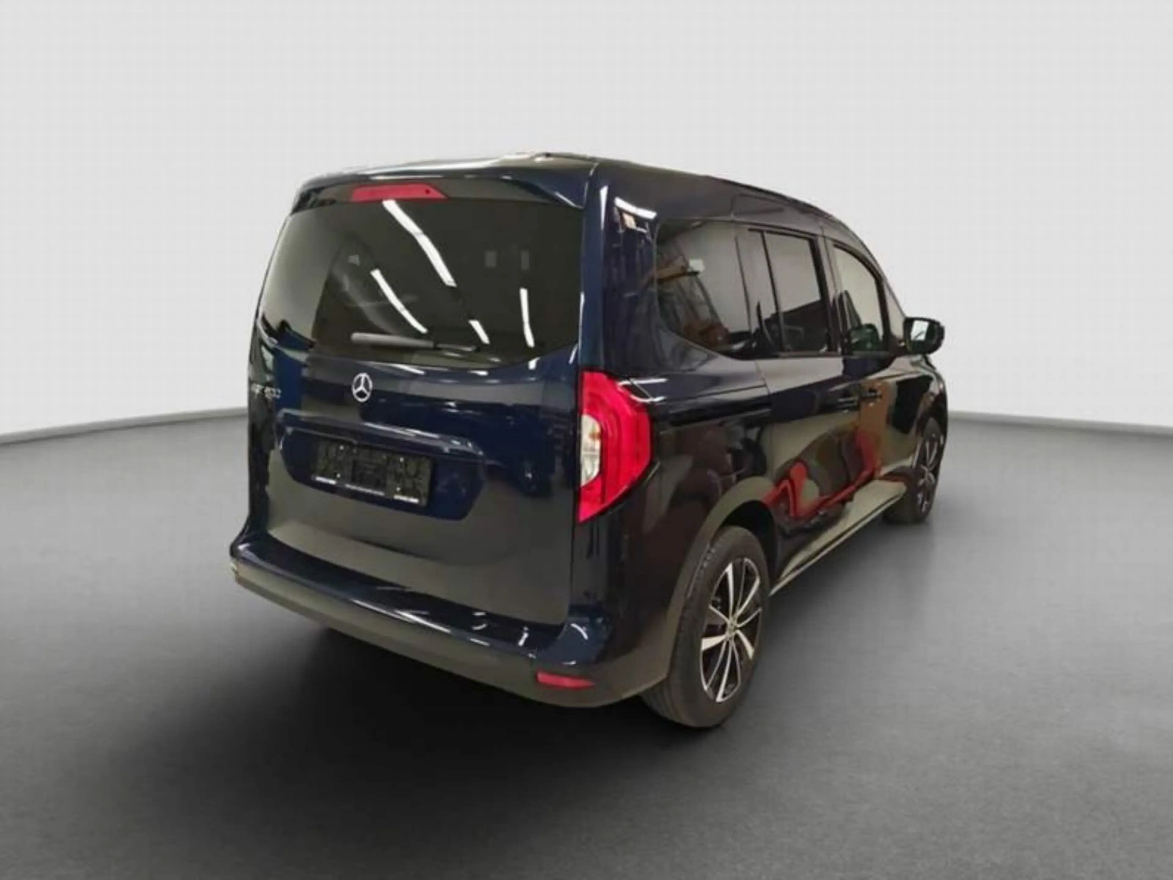 Mercedes-Benz EQT 200 Style Navi/WinterPkt LED Kamra MBUX KeyGo — photo 5