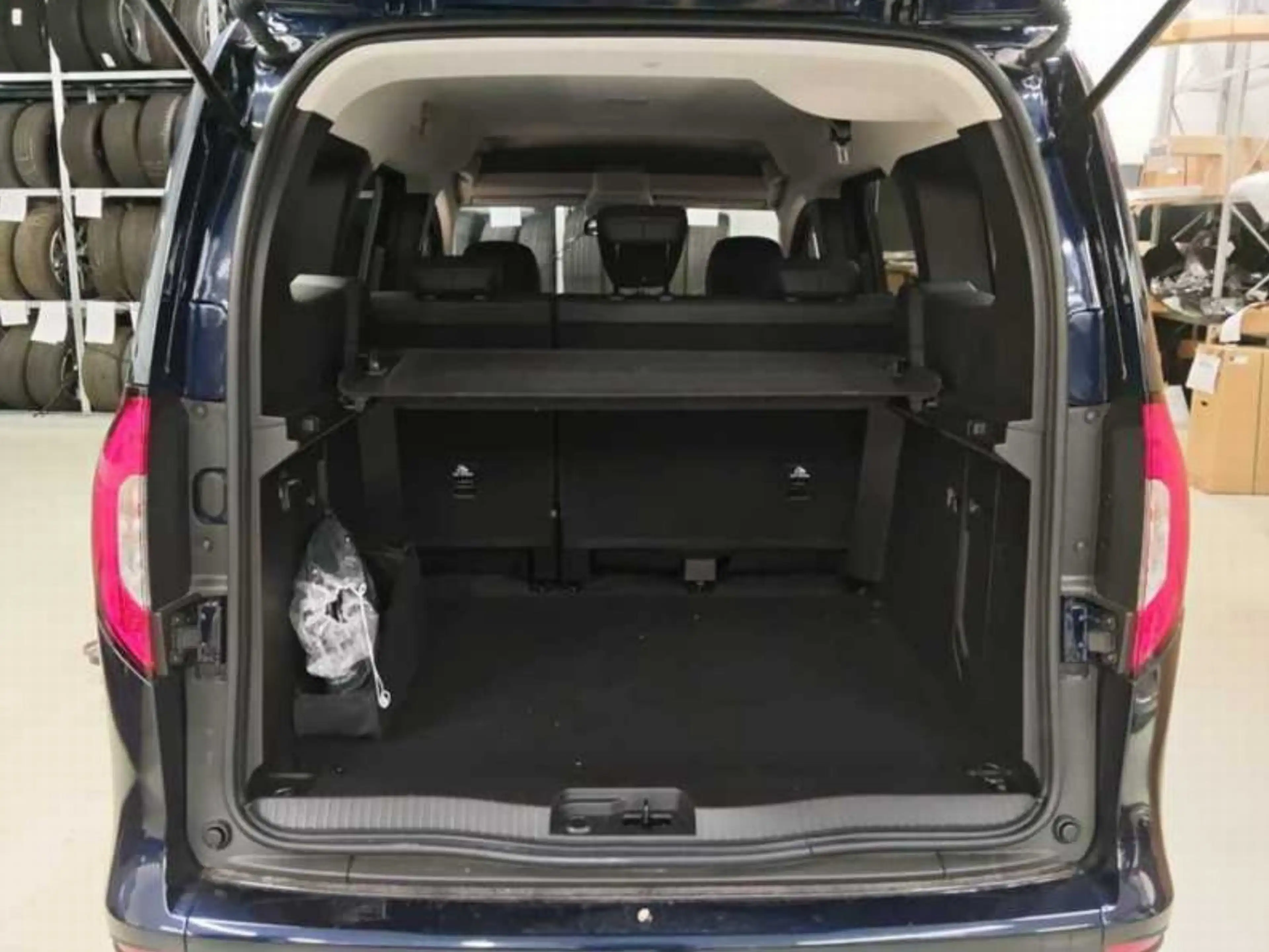 Mercedes-Benz EQT 200 Style Navi/WinterPkt LED Kamra MBUX KeyGo — photo 13