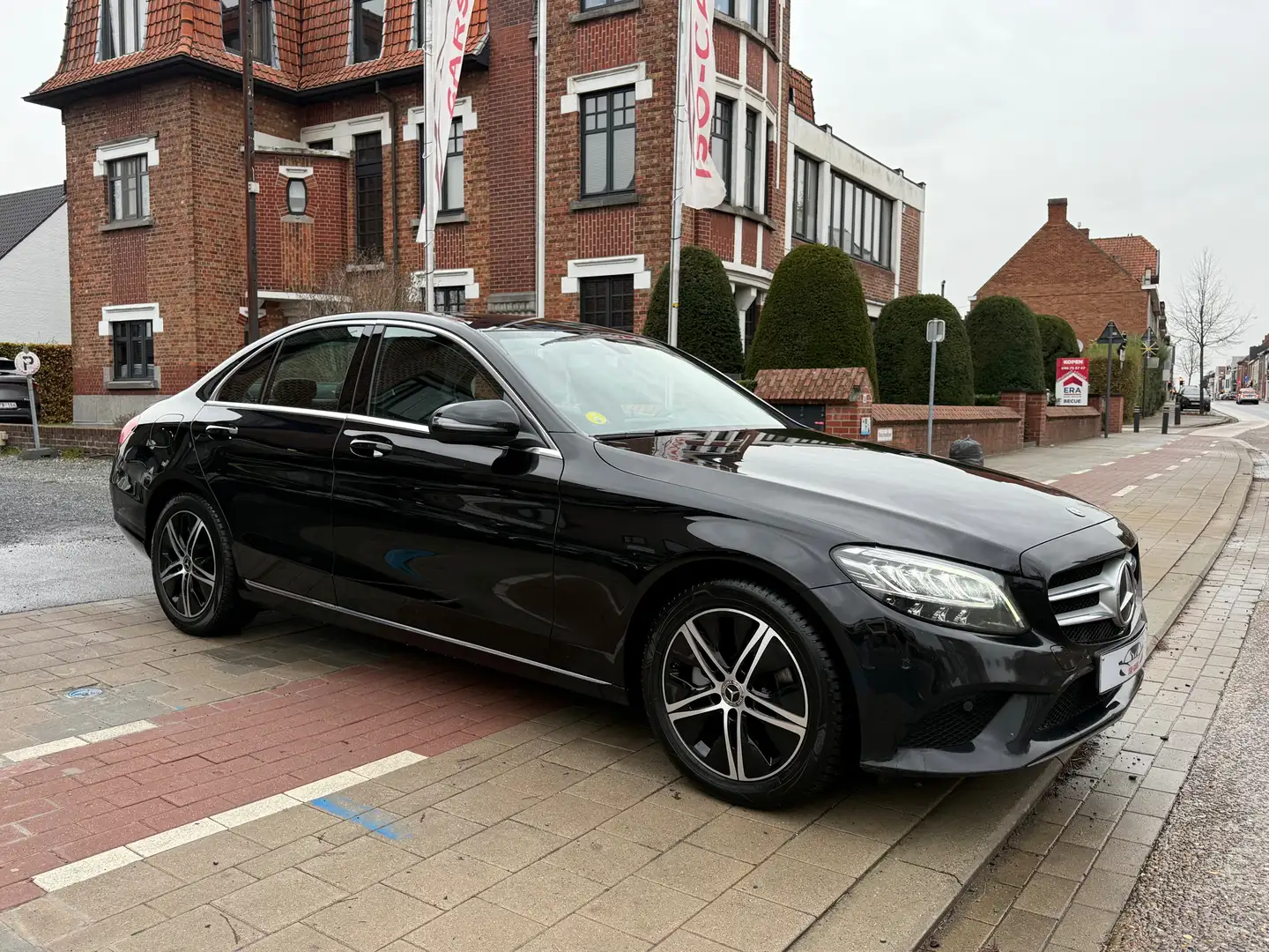 Mercedes-Benz C 180 d 9G-TRONIC Exclusive // NAVI // MERCEDES MOTOR // Noir - 2