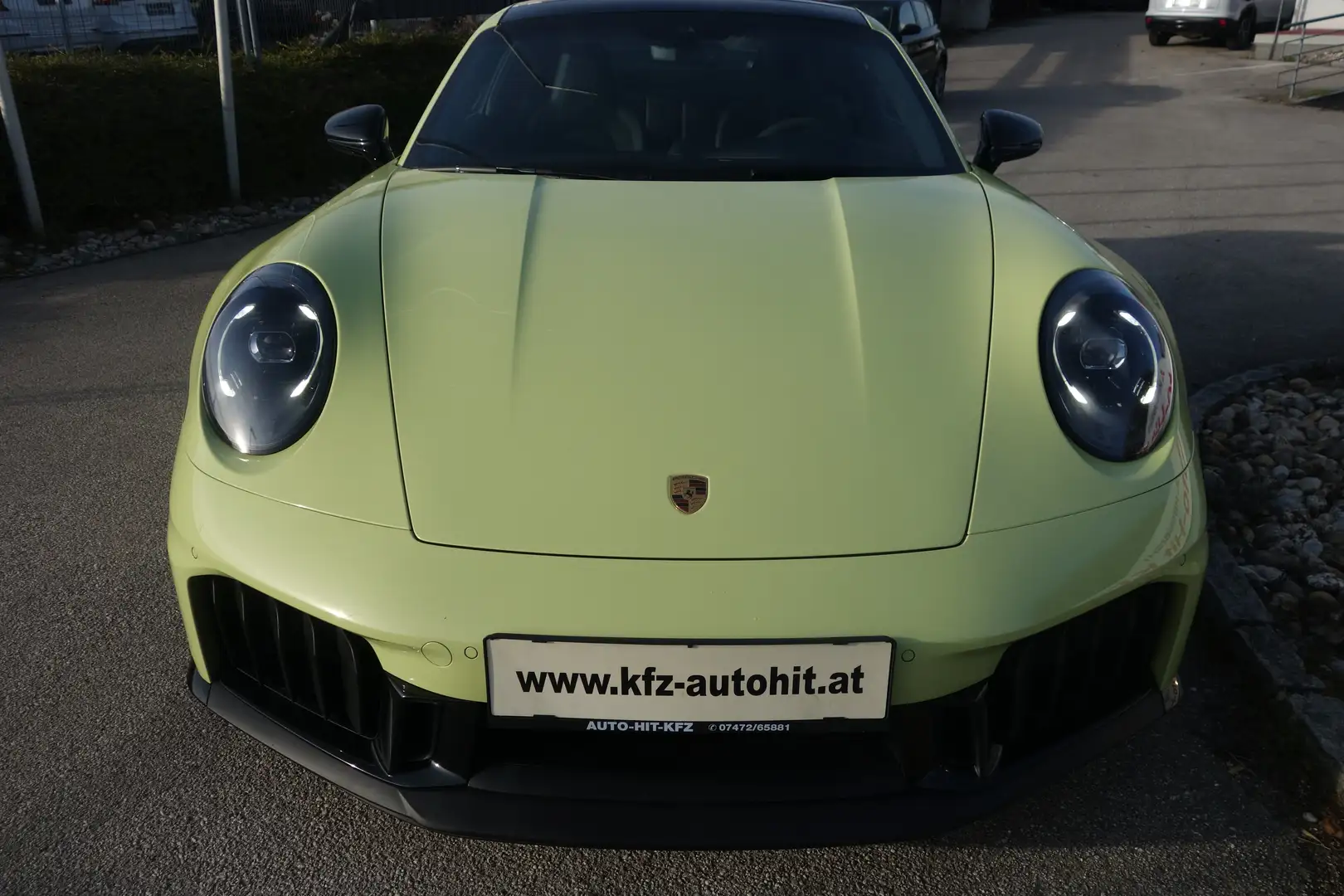 Porsche 992 911 Carrera GTS 3.6 T-Hybrid PDK*Matrix/SD/4Sitze* Gelb - 2