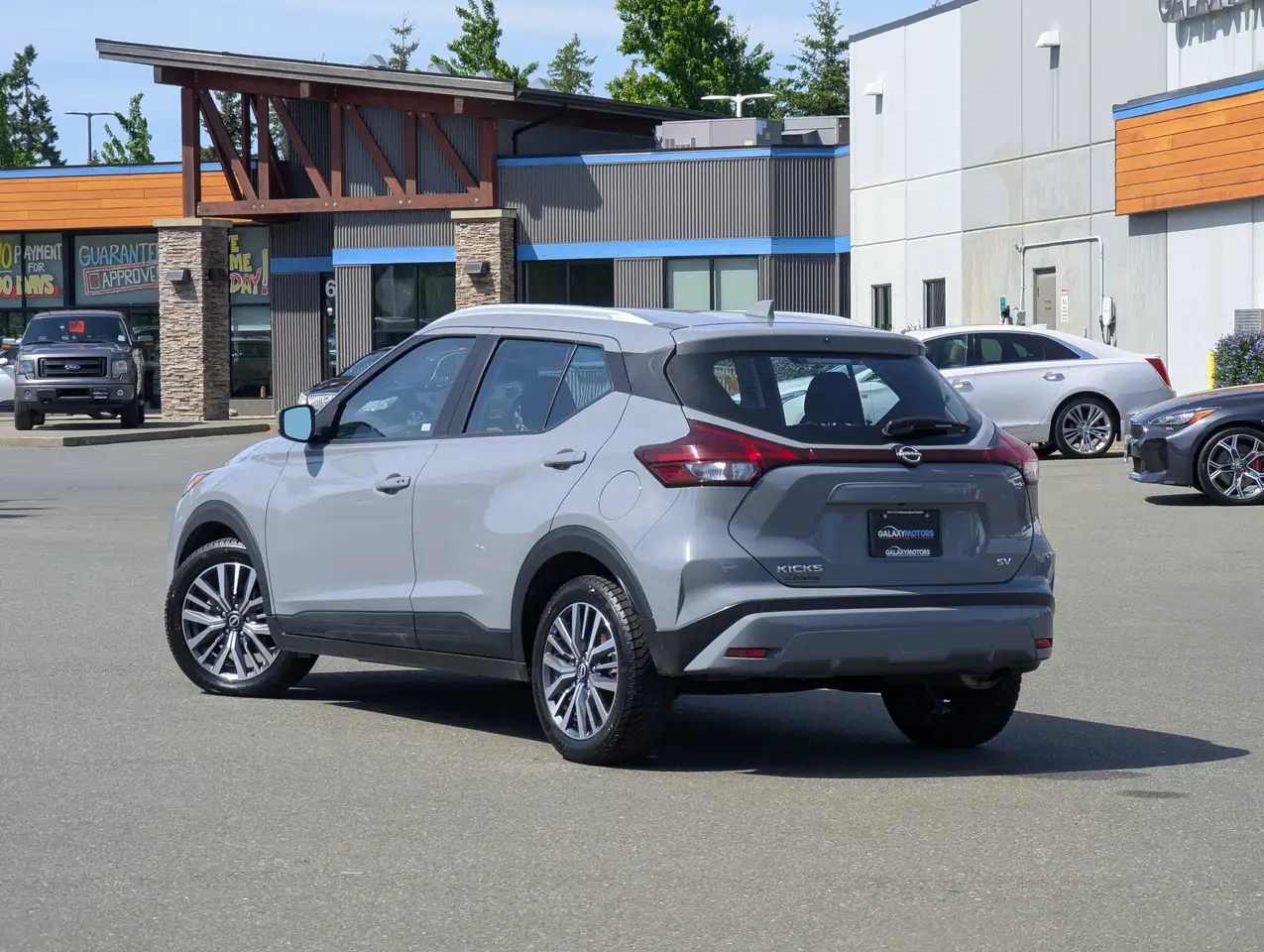 Nissan Kicks снимка Nissan Kicks