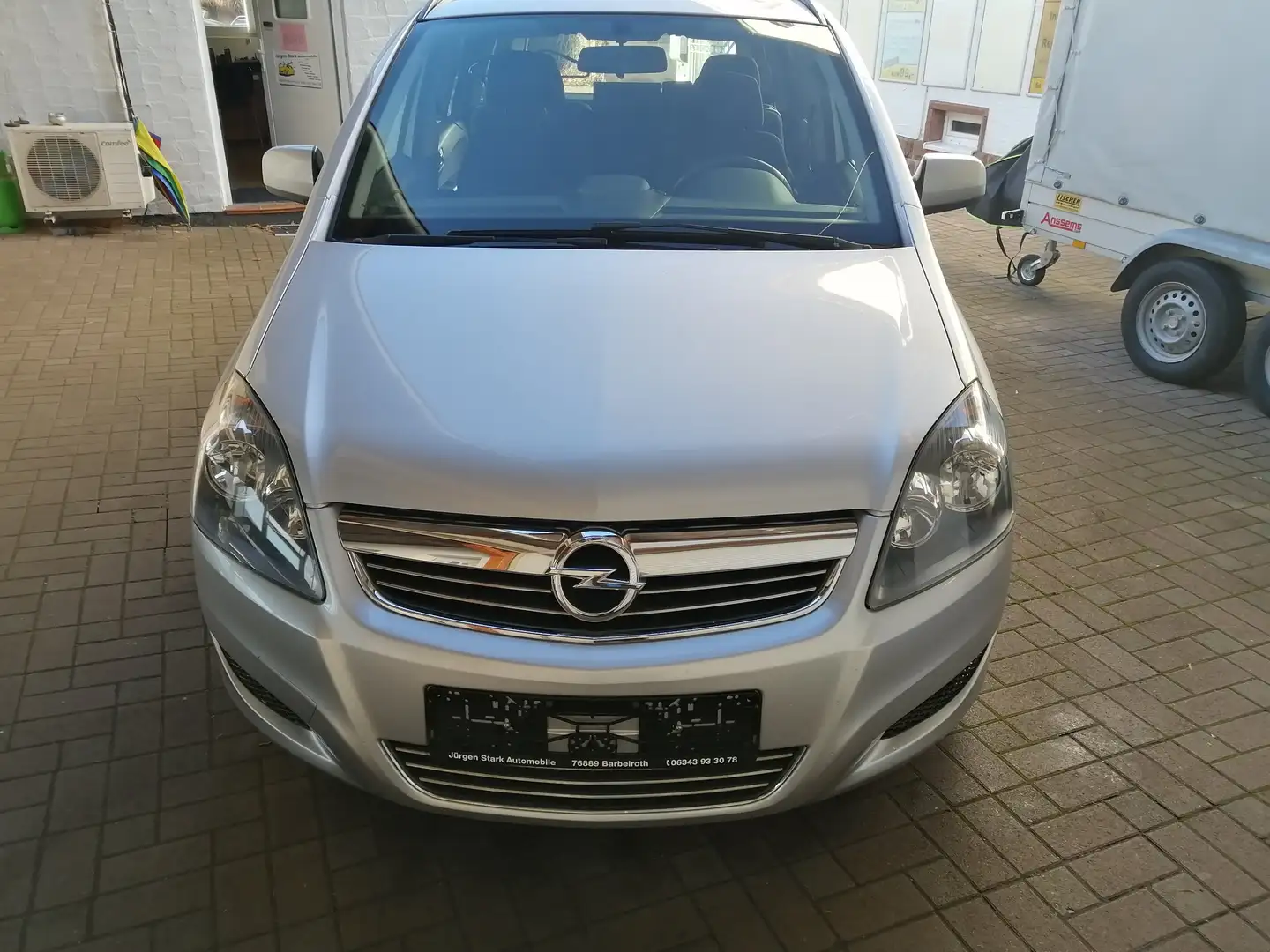 Opel Zafira Family "7-Sitzer+AHK+Klima+Tempomat" Gris - 1