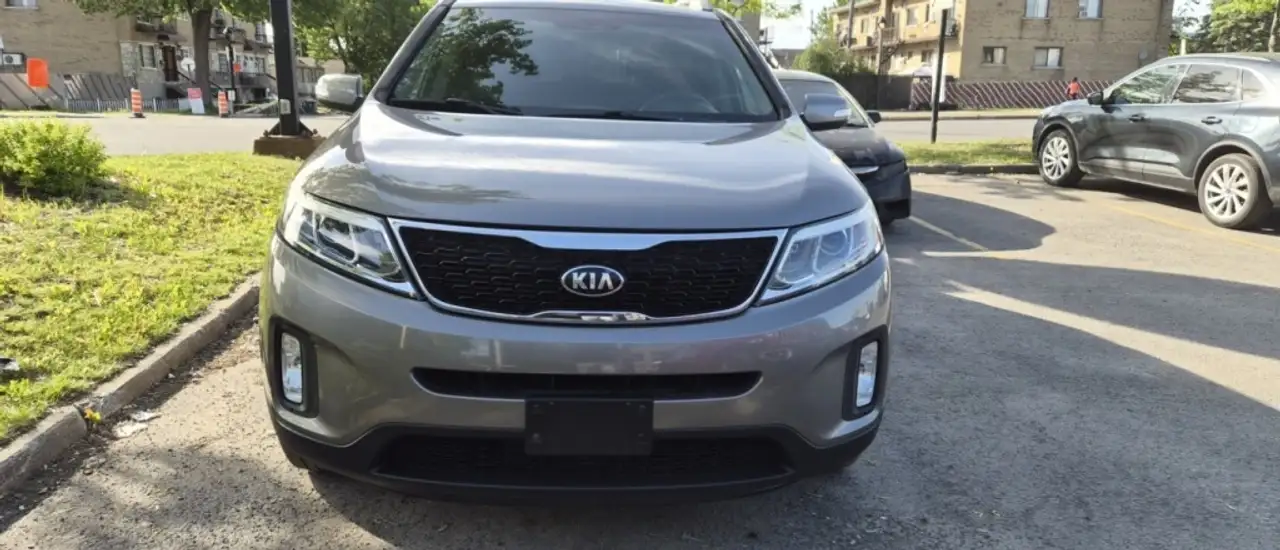 Kia Sorento снимка Kia Sorento
