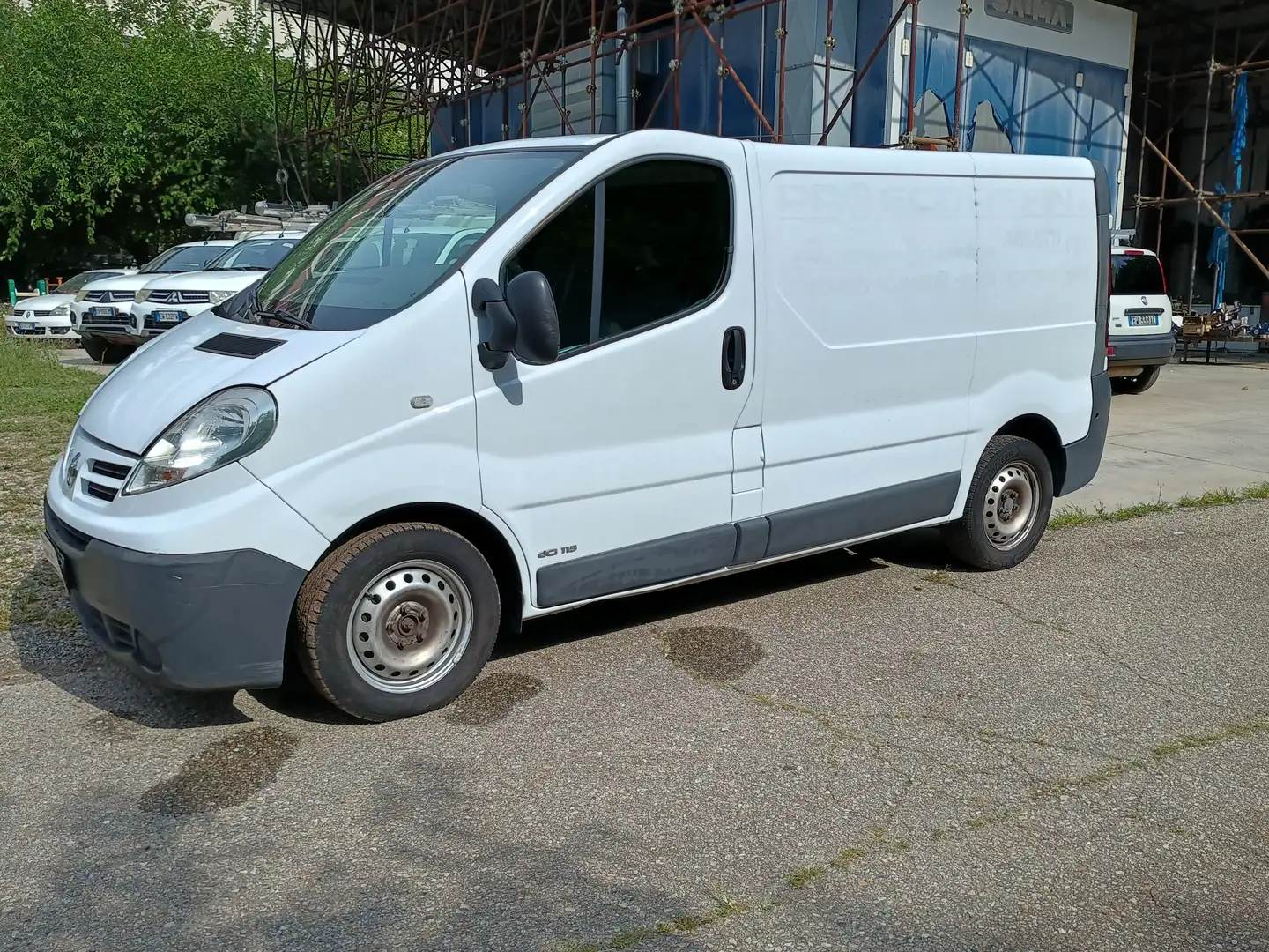 Nissan Primastar 2.0 DCI  115 CV Alb - 2