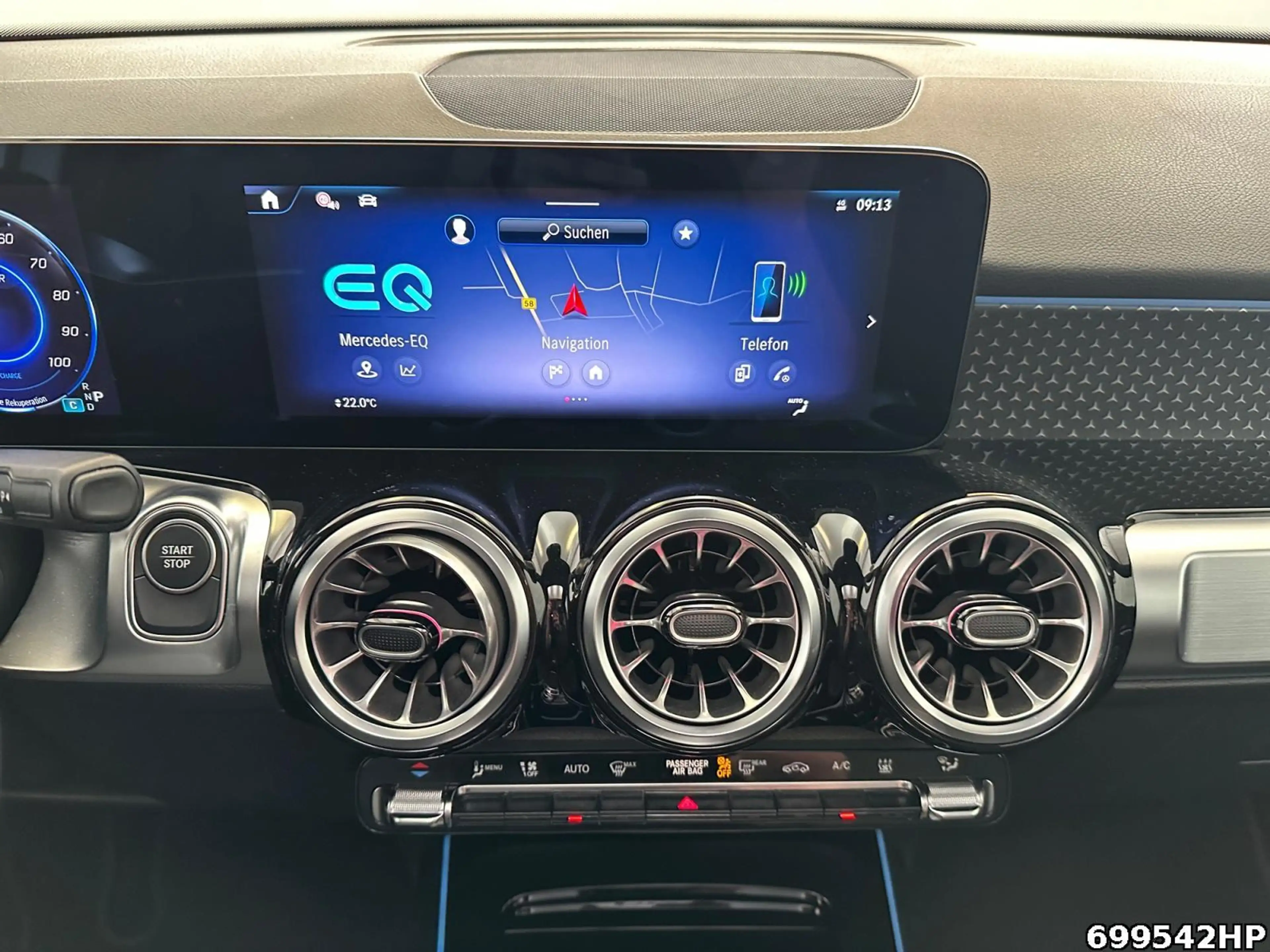 Mercedes-Benz EQB 300 4M Progressive  Kamera LED Pano Ambiente — photo 10