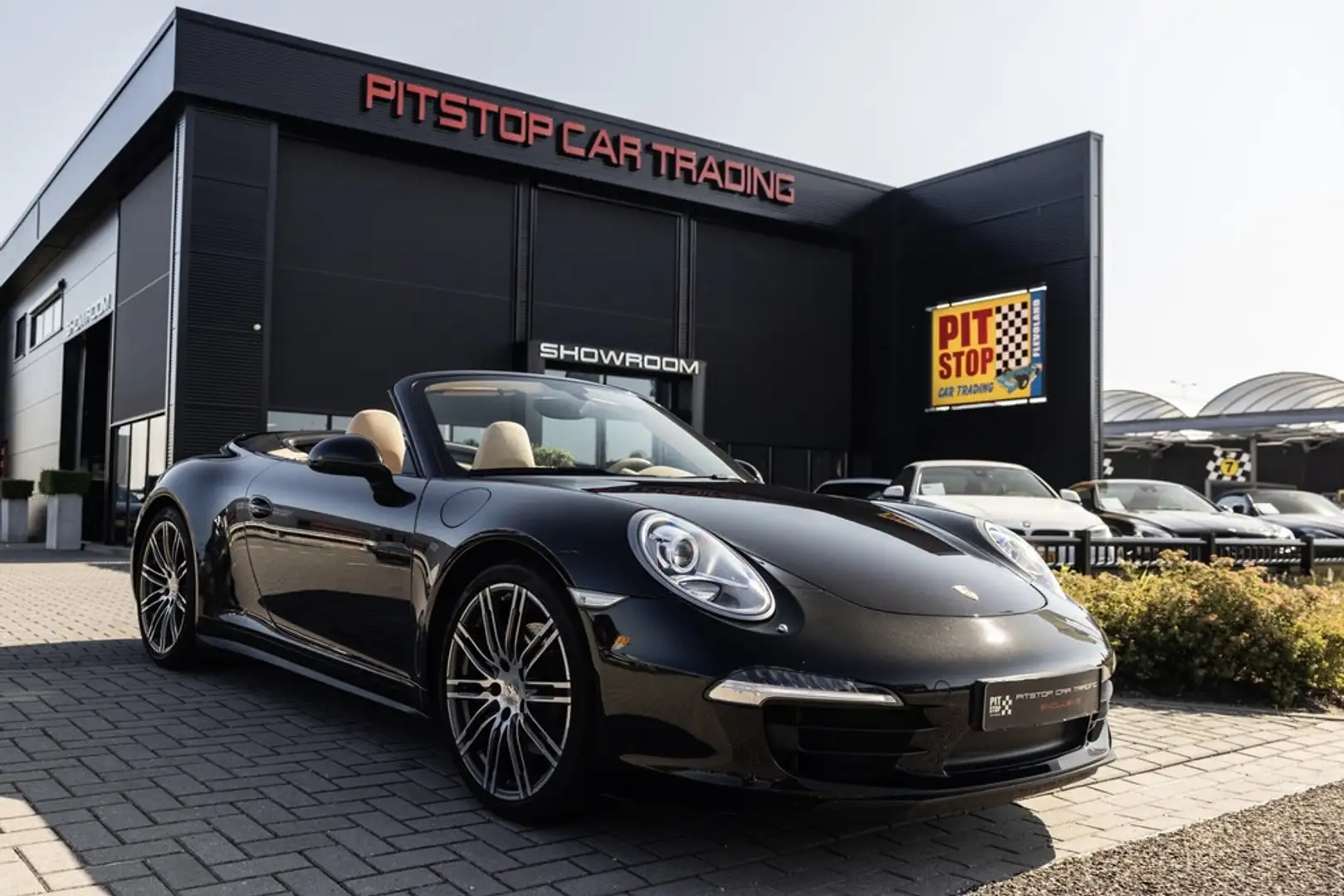 Porsche 991 Cabrio 991 3.8 Carrera 4S, Sportuitlaat, PTV+, PAD Zwart - 1