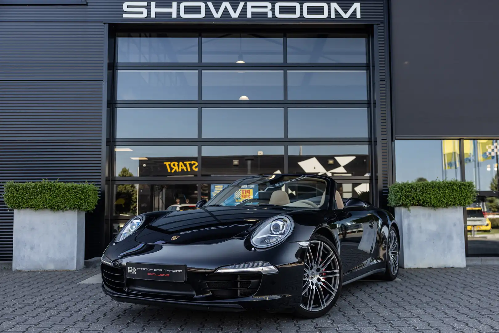 Porsche 991 Cabrio 991 3.8 Carrera 4S, Sportuitlaat, PTV+, PAD Zwart - 2