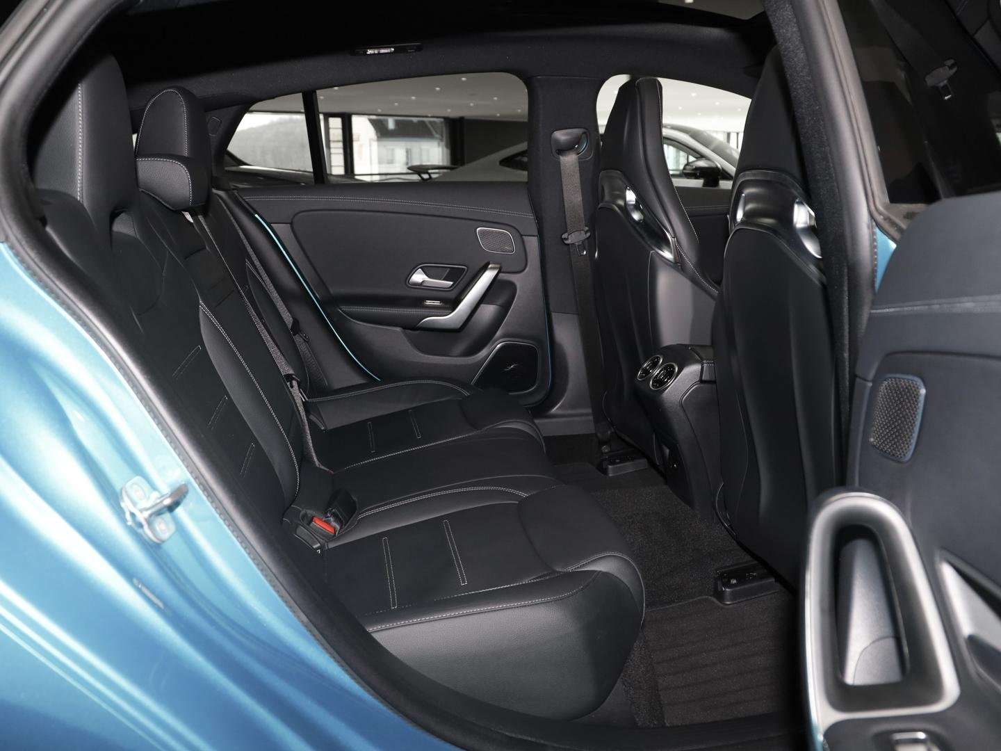 Mercedes CLA 35 AMG 35 Night Edition -  - Joinsteer - #5