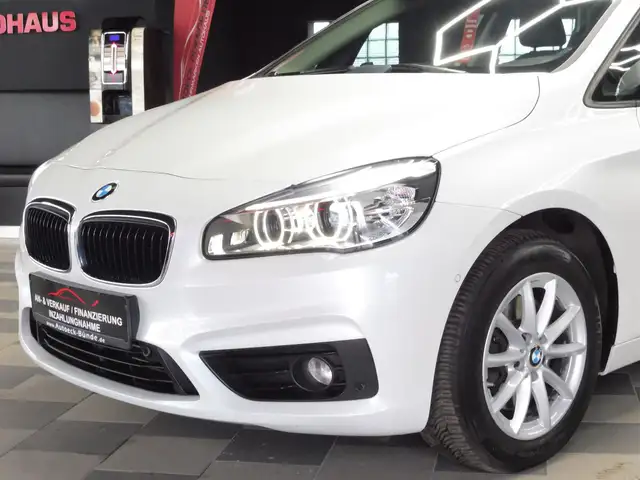 BMW 220 Automatik/LED/PDC/Navi/2.Hand
