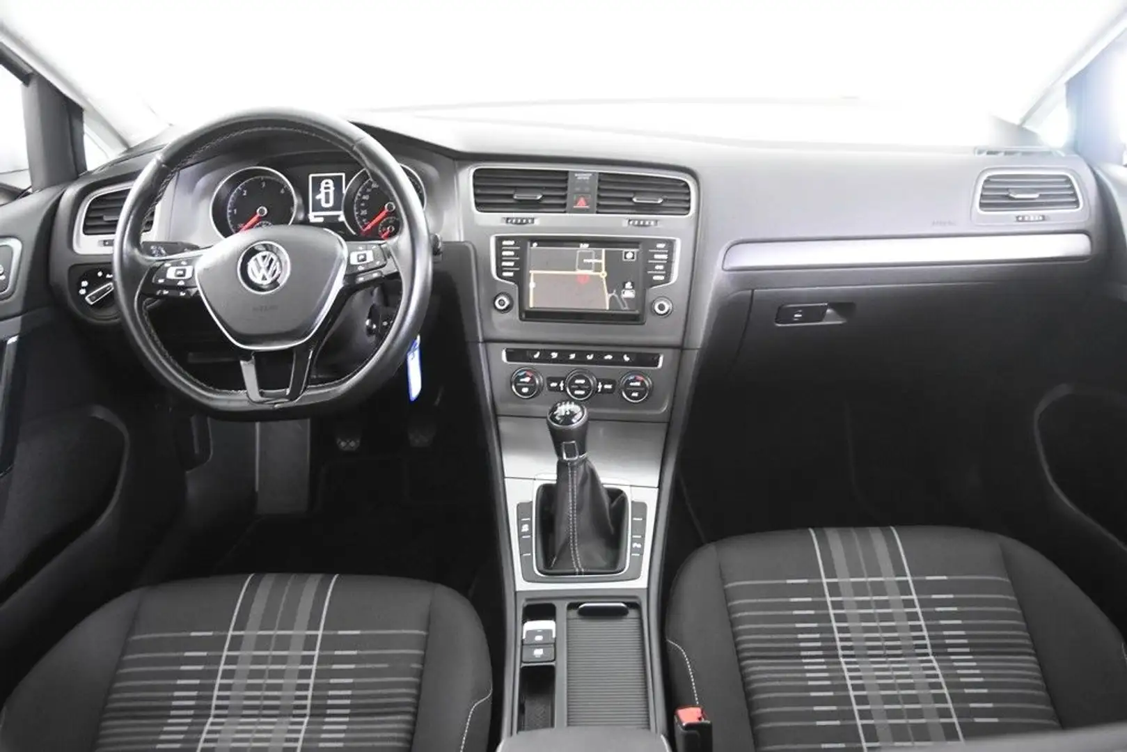Volkswagen Golf Variant 1.6 TDI Lounge *Park ass.*AHK*Navi* Weiß - 2