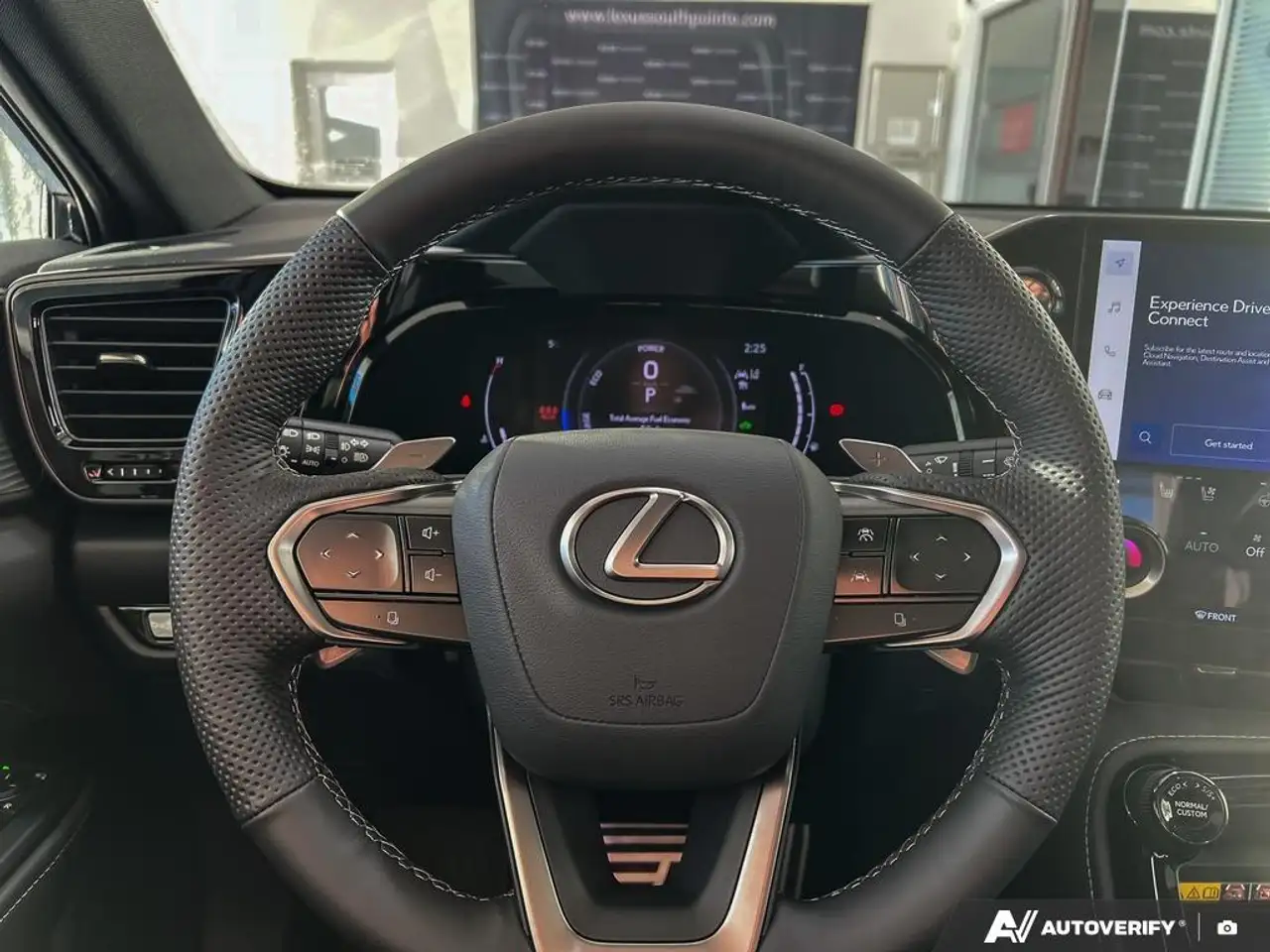 Lexus NX снимка Lexus NX