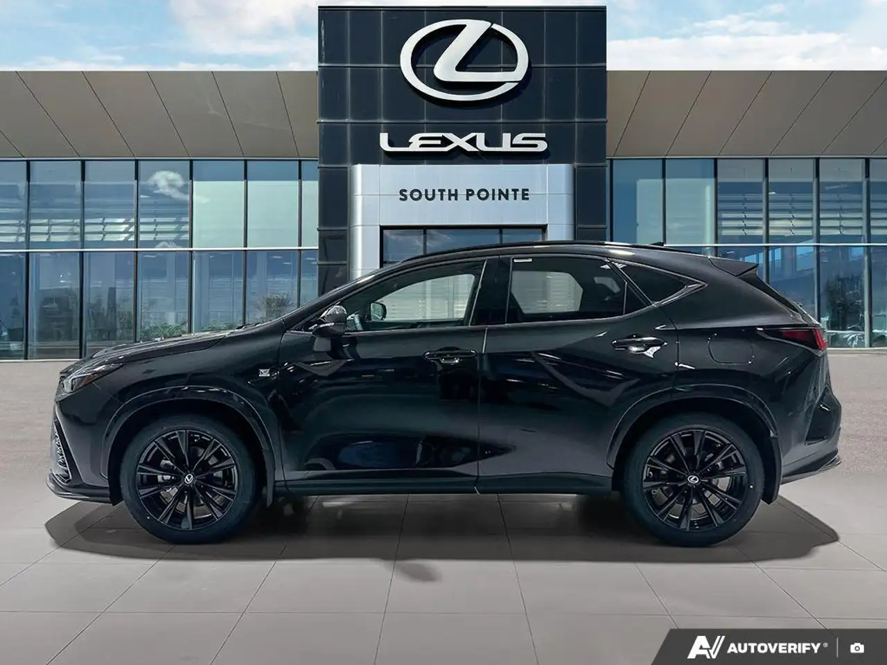 Lexus NX снимка Lexus NX