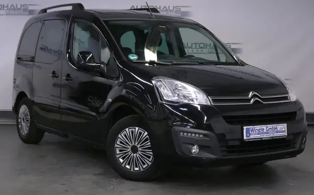 Citroen Berlingo Shine*1HAND*AHK*NAVI*KAMERA*KLIMA*PDC*SHZ*PANO*uvm