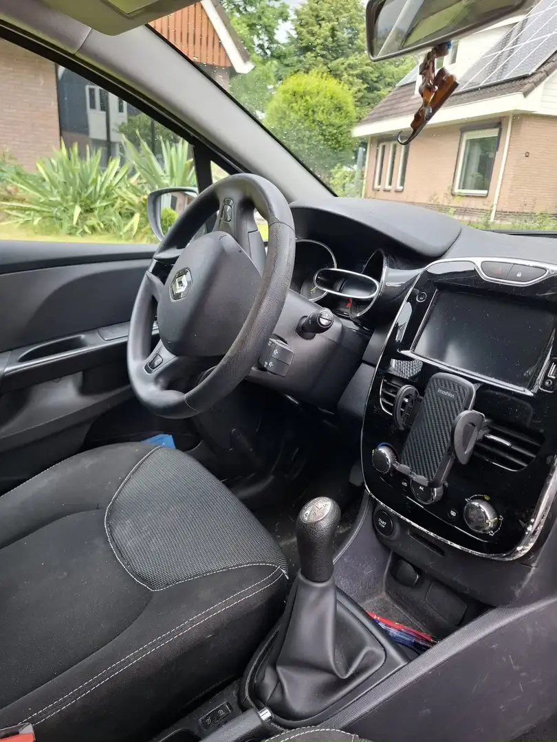 Renault Clio Clio 1.5 dCi Expression trekhaak, cruise, airco Wit - 2