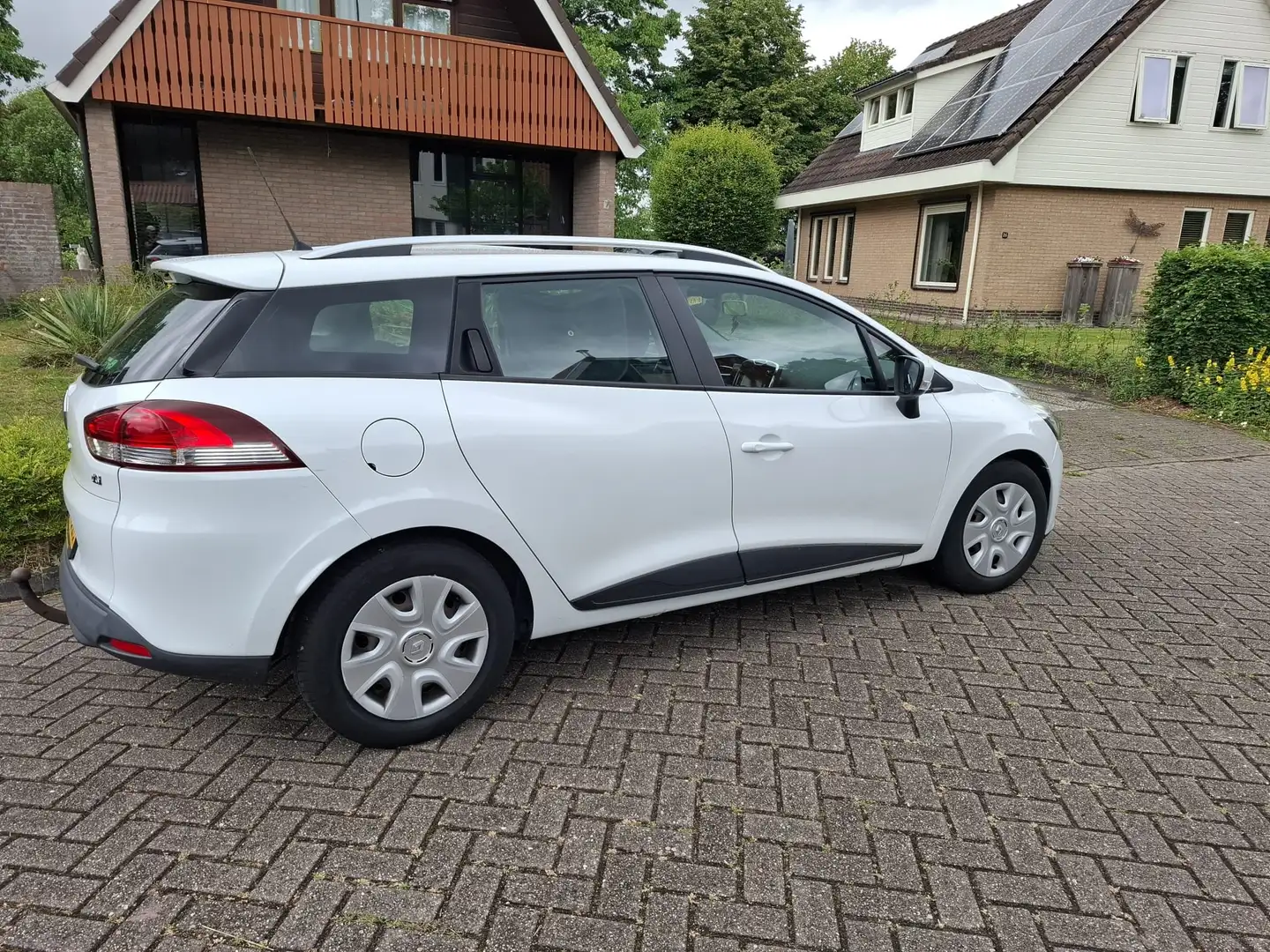 Renault Clio Clio 1.5 dCi Expression trekhaak, cruise, airco Wit - 1