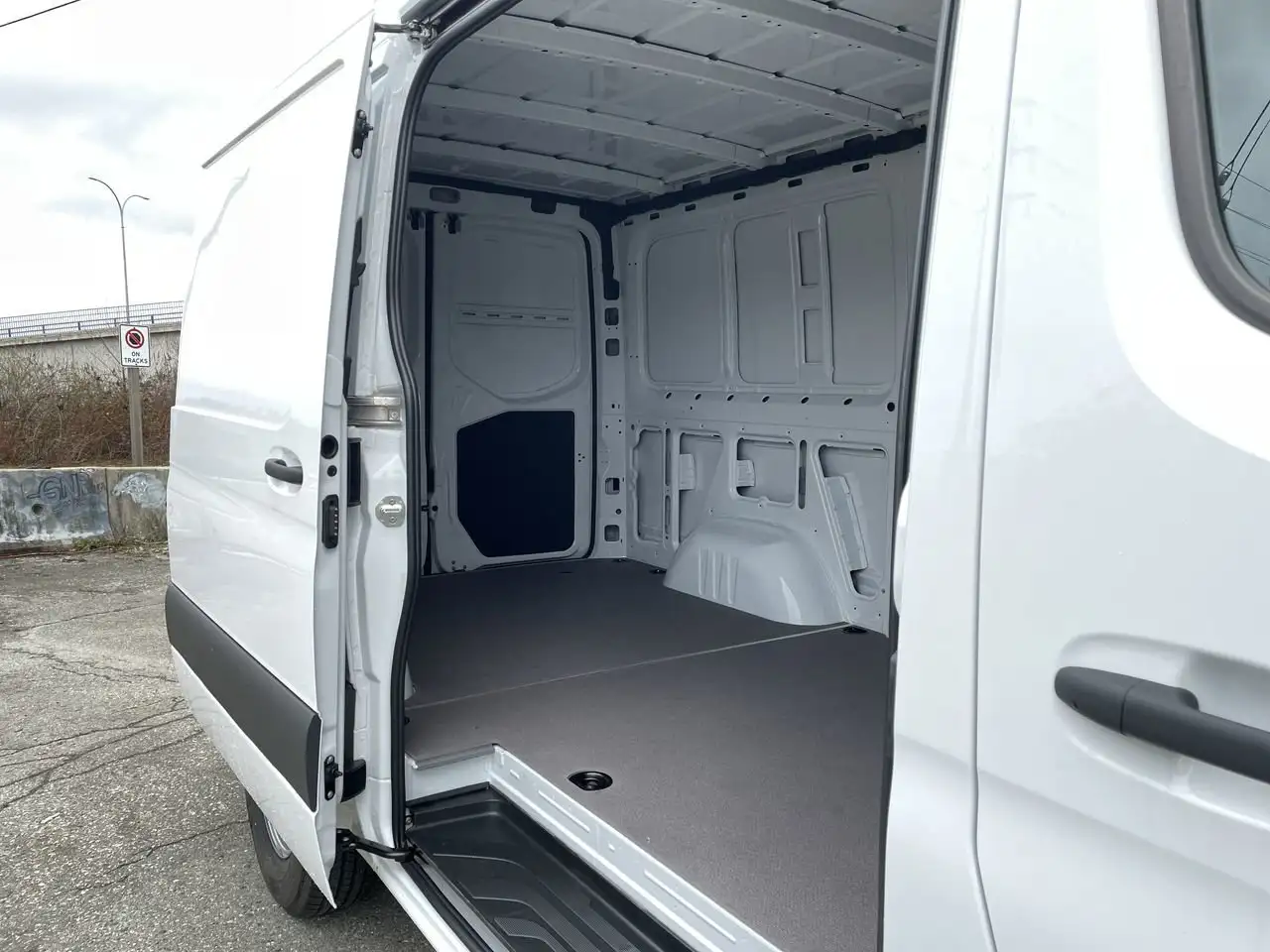 Mercedes-Benz Sprinter снимка Mercedes-Benz Sprinter