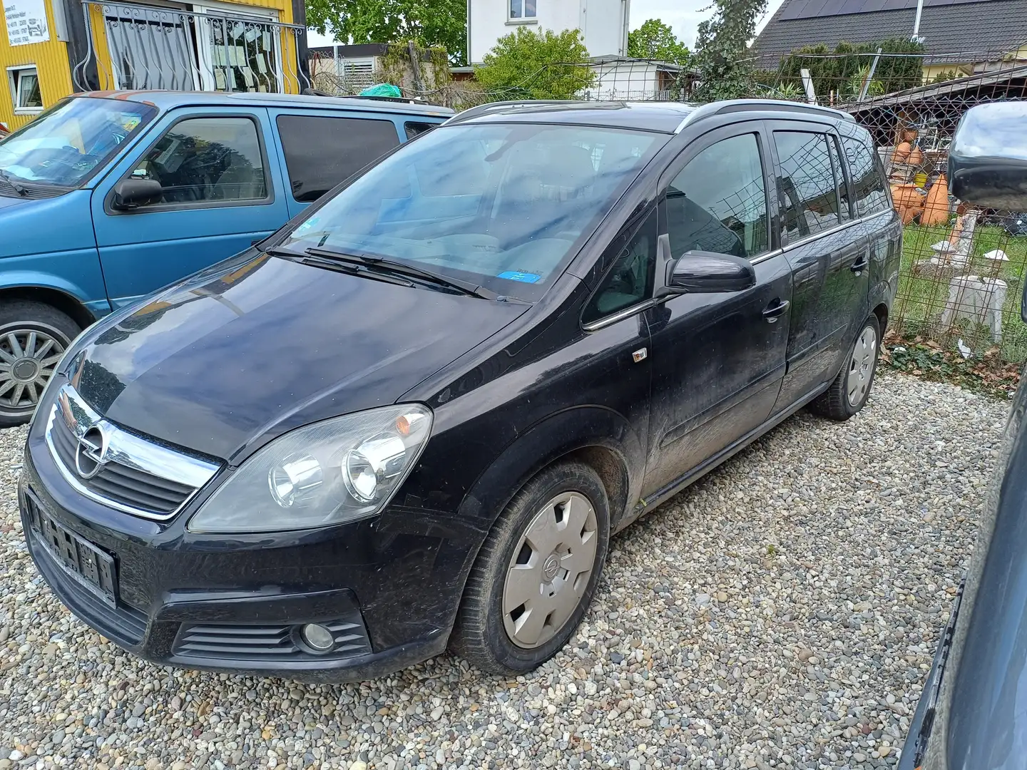 Opel Zafira Edition Plus Fekete - 2