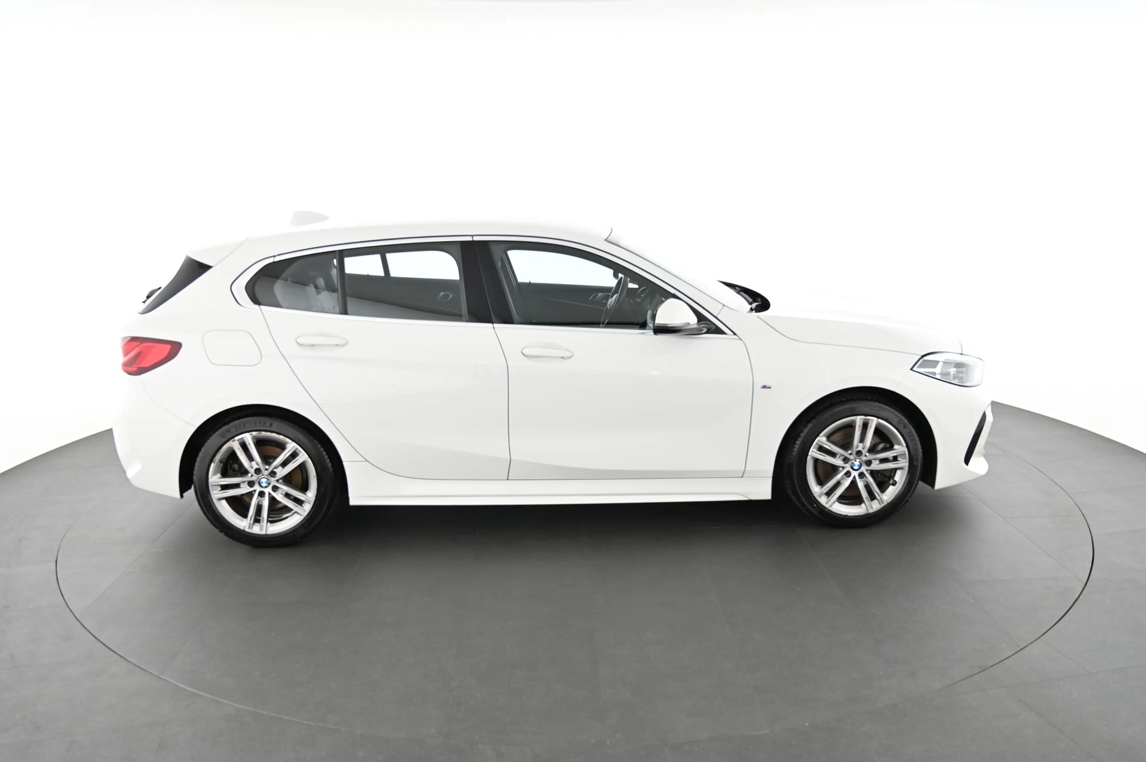 BMW 120 - 120 i 2.0 M-Sport Aut. Pickerl NEU — photo 6