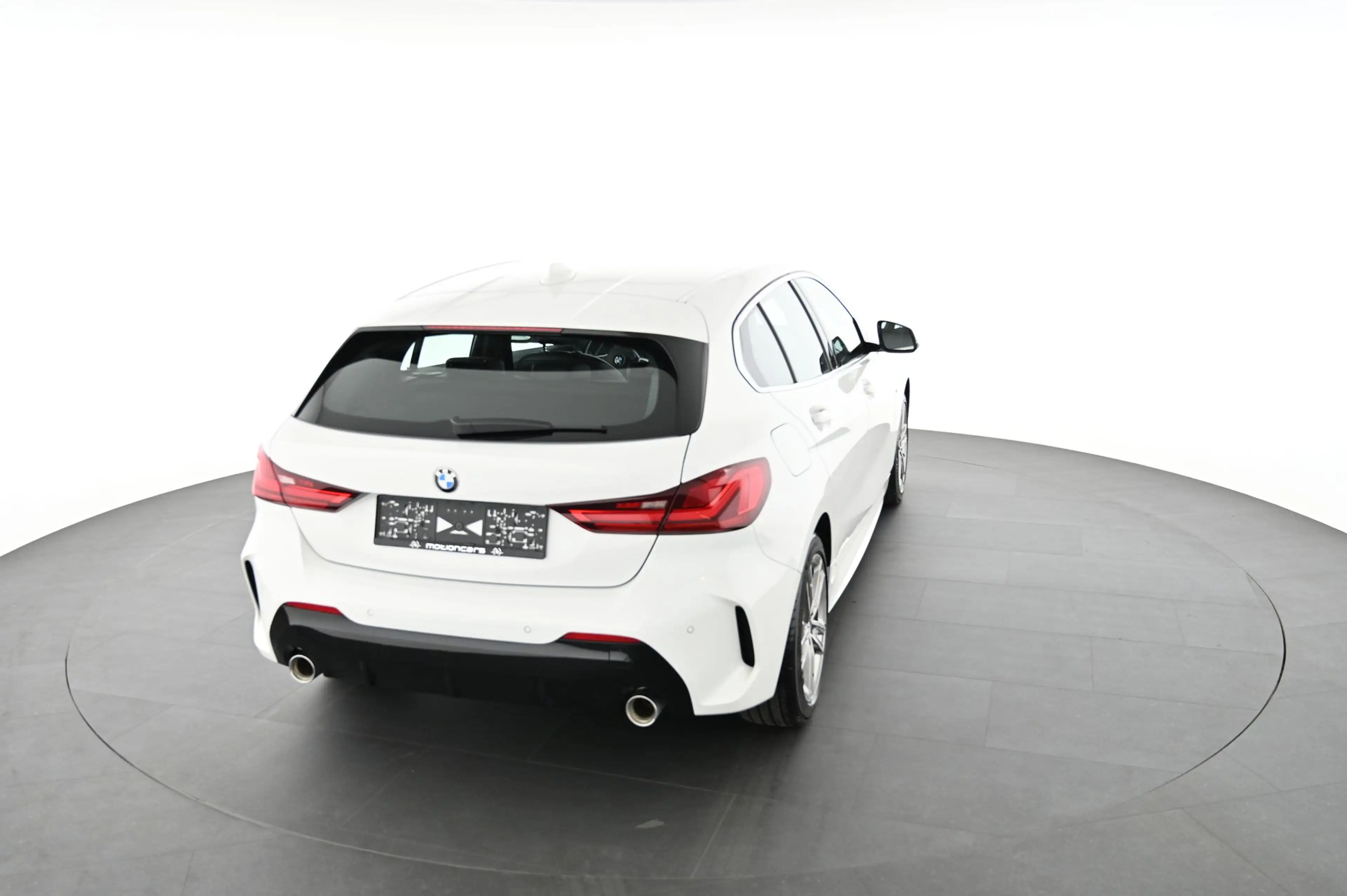 BMW 120 - 120 i 2.0 M-Sport Aut. Pickerl NEU — photo 12