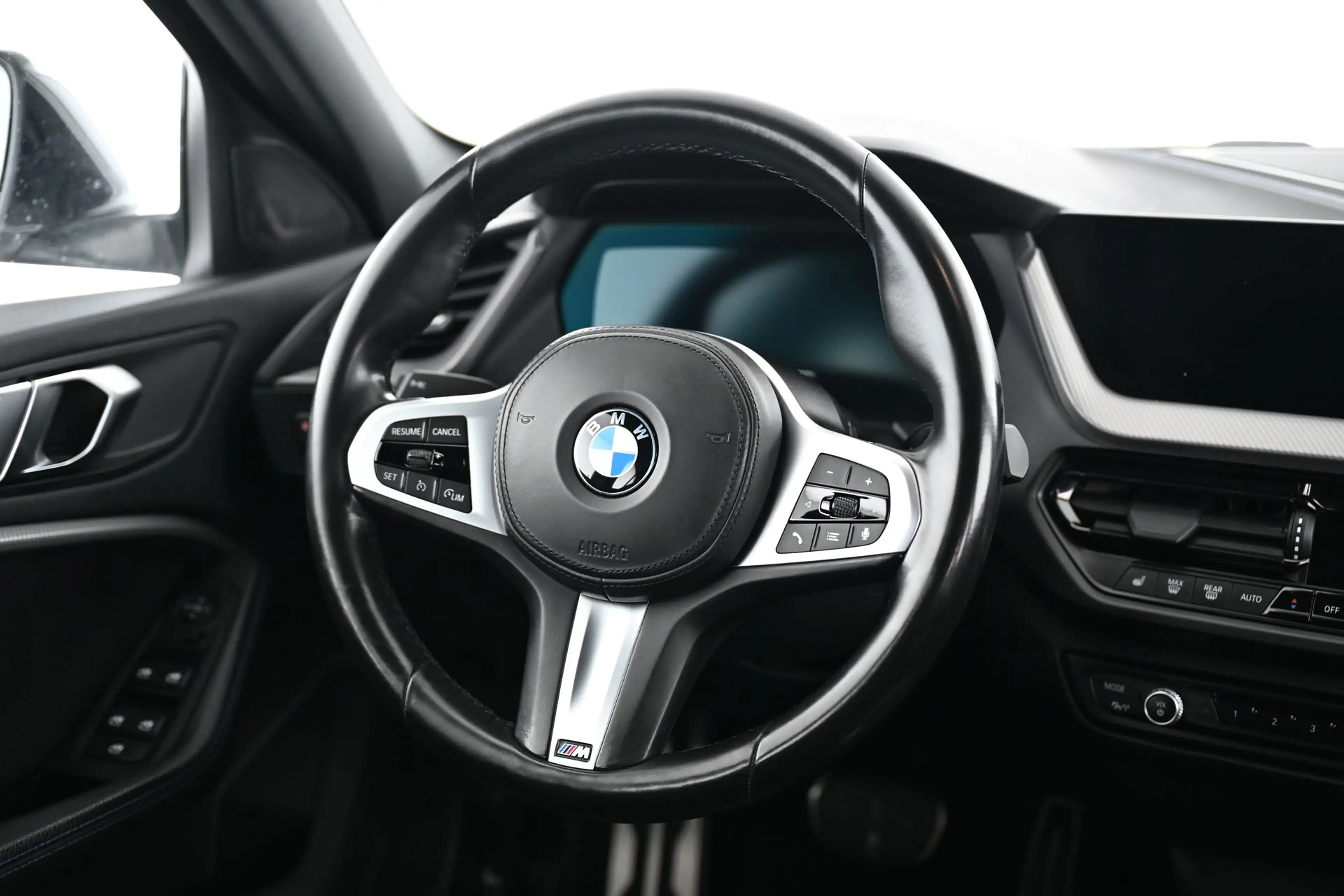 BMW 120 - 120 i 2.0 M-Sport Aut. Pickerl NEU — photo 18