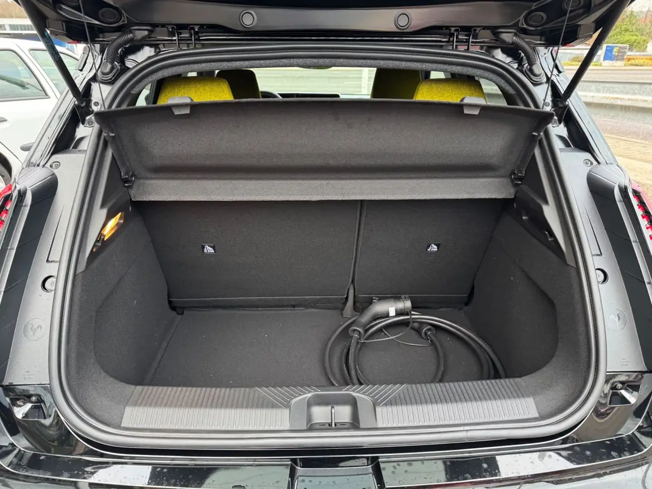Renault R 5 5 E-Tech Iconic Five 150 Comfort Range 13
