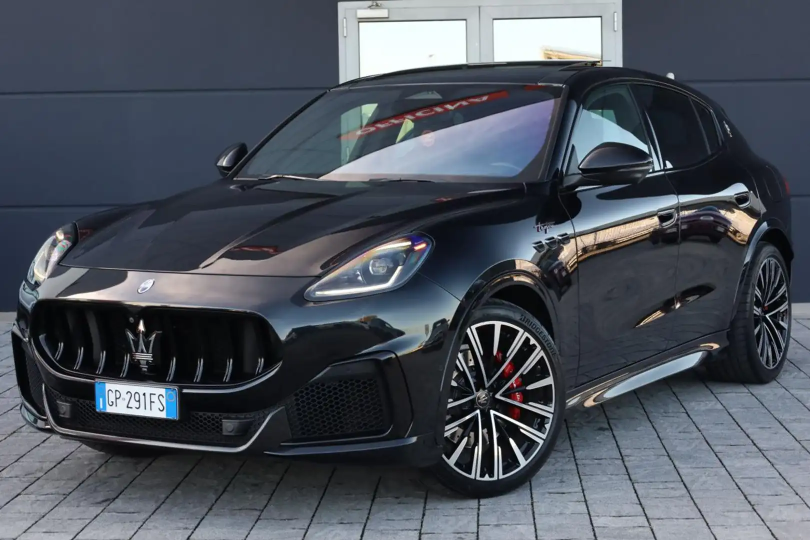 Maserati Grecale V6 530 CV AWD Trofeo PREZZO NETTO Nero - 2