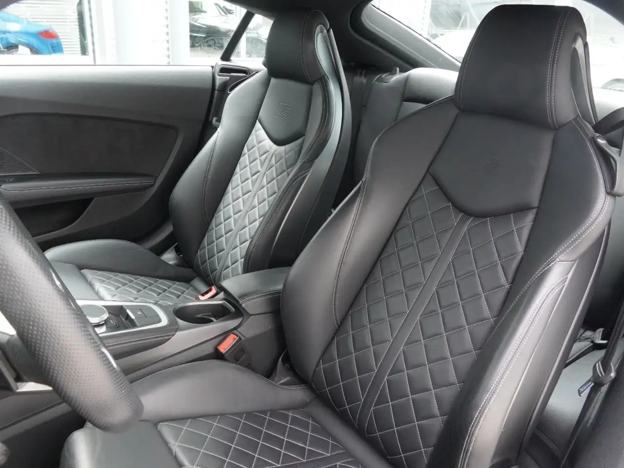 Audi TTS photo Audi TTS