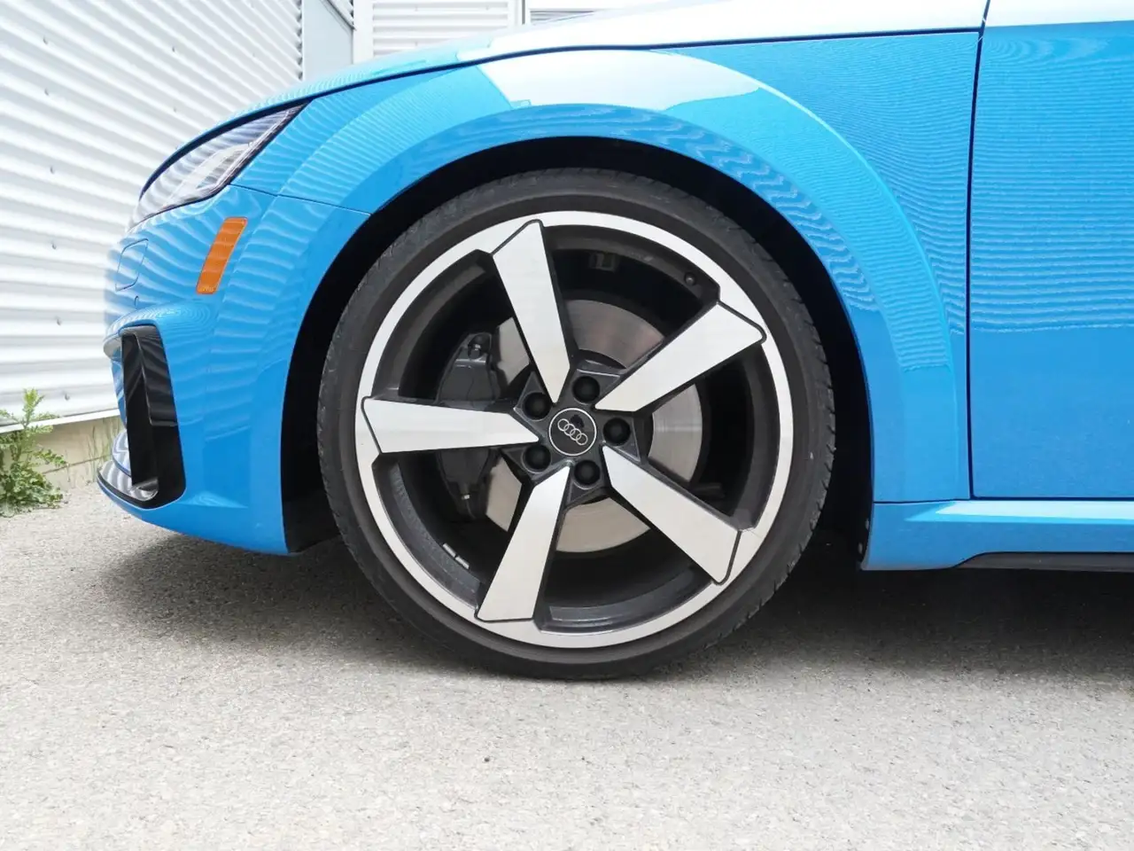 Audi TTS photo Audi TTS