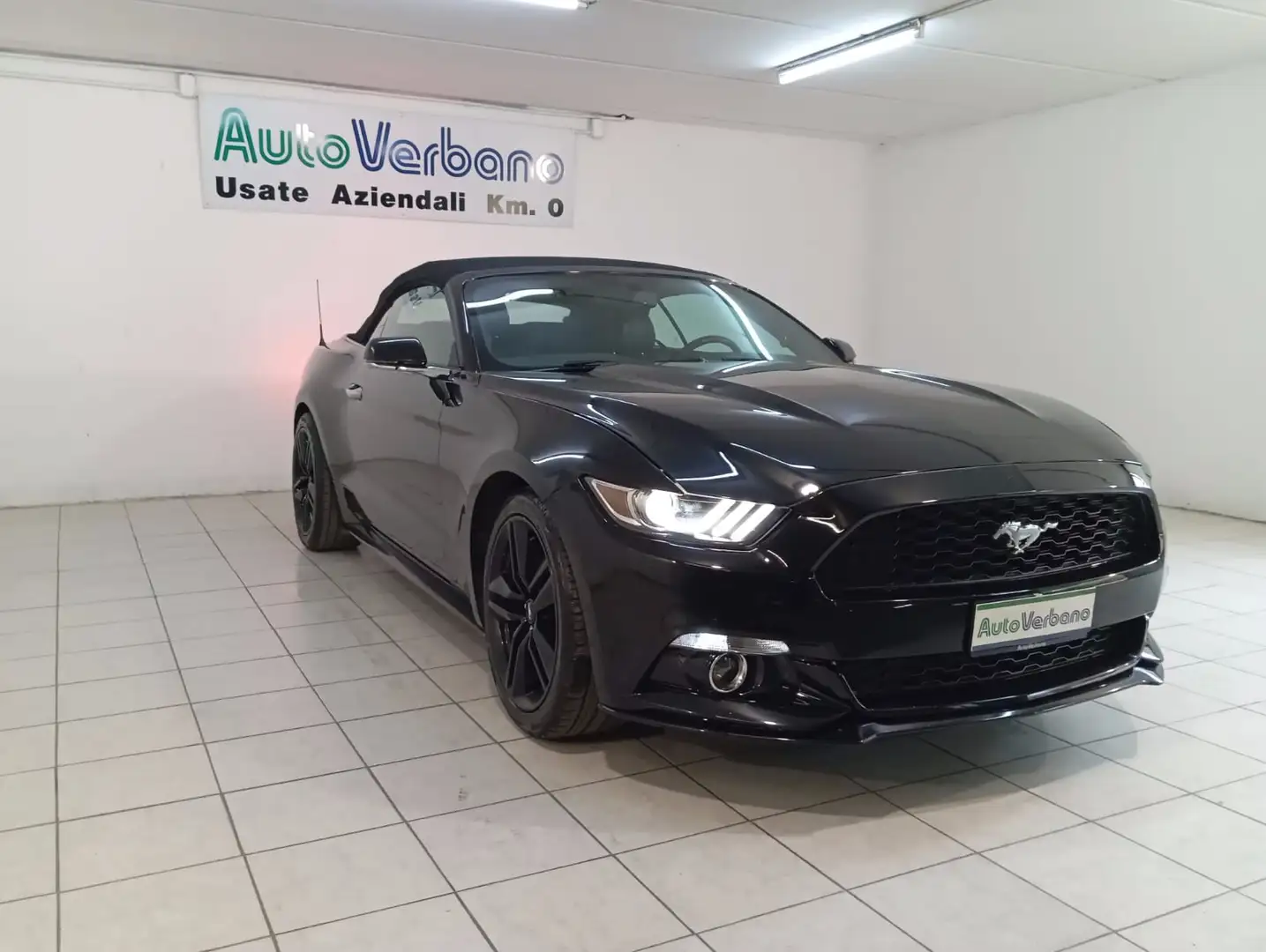 Ford Mustang Convertible 2.3 ecoboost 290cv my19 Czarny - 1