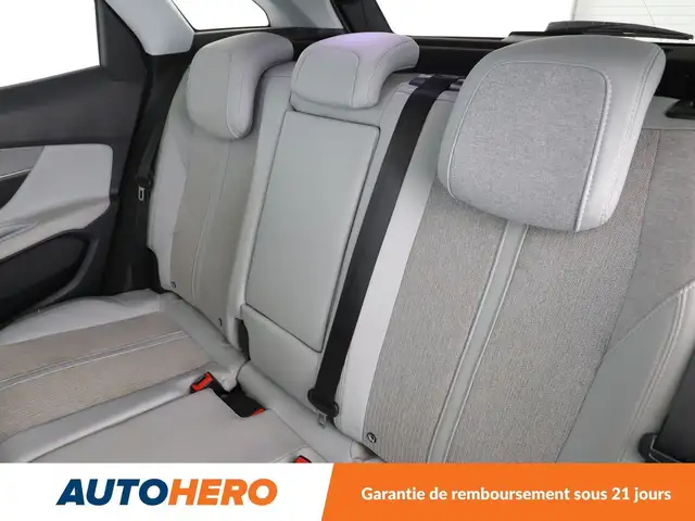 Peugeot 3008 view 14