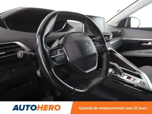 Peugeot 3008 view 11