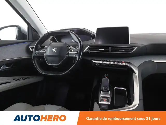 Peugeot 3008 view 13