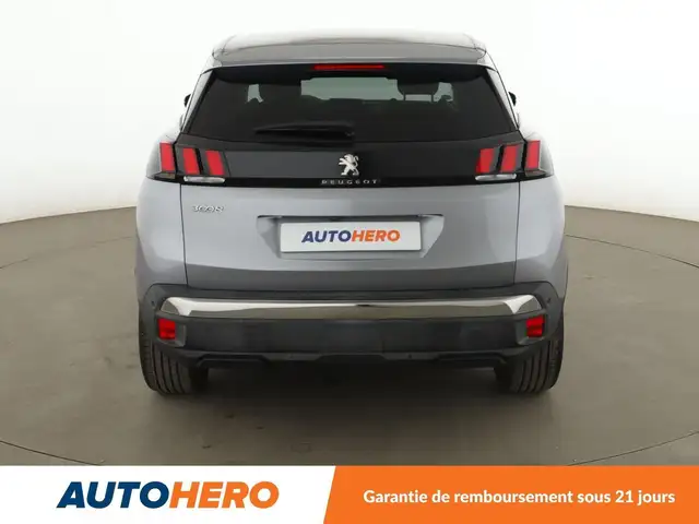 Peugeot 3008 view 5
