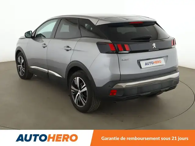 Peugeot 3008 view 4