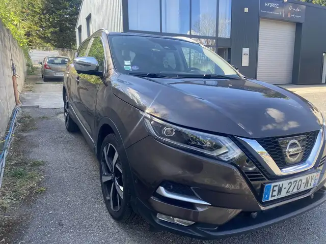Nissan Qashqai view 2