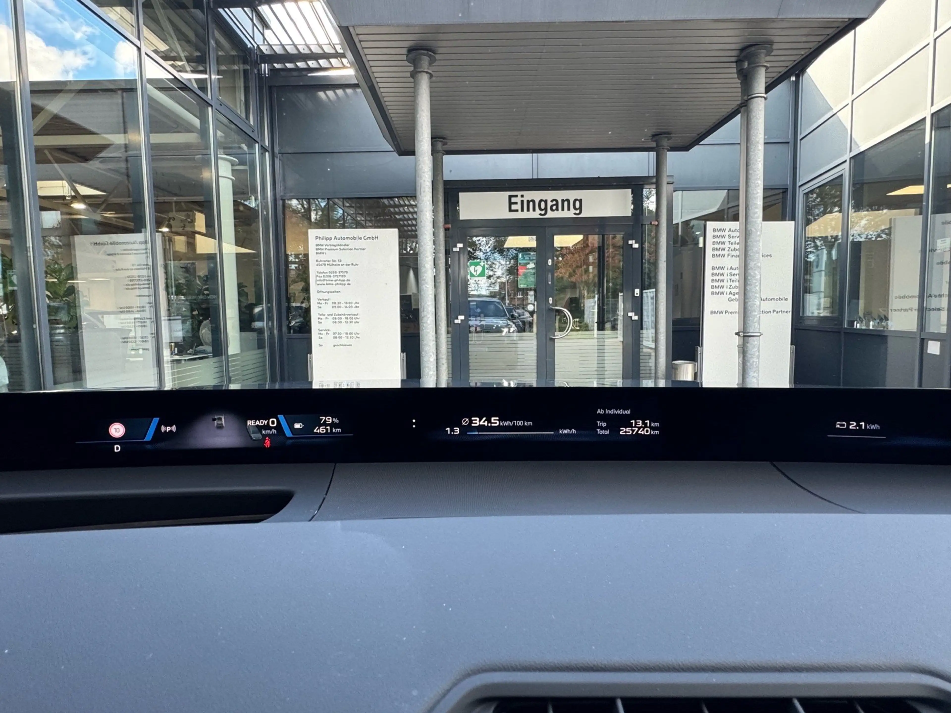 BMW iX3 50 xDrive M Sport Pro h&k PANO Vision AHK DA+ — photo 9