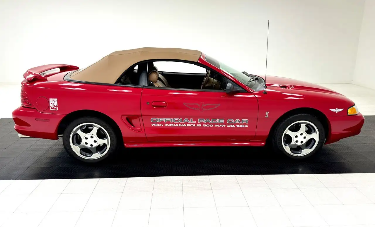 Ford Mustang Cobra Convertible Pace Car, foto 9