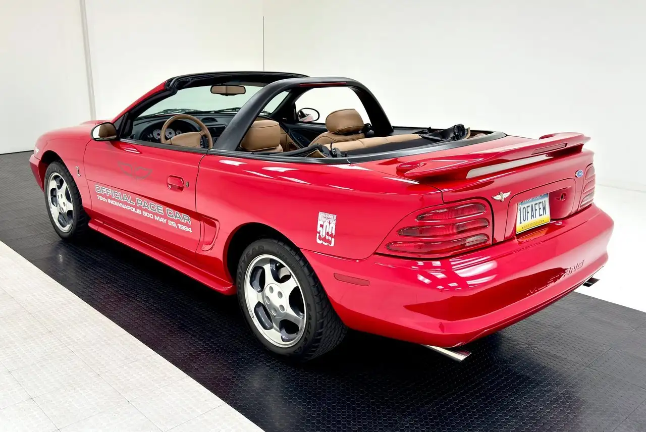 Ford Mustang Cobra Convertible Pace Car, foto 6